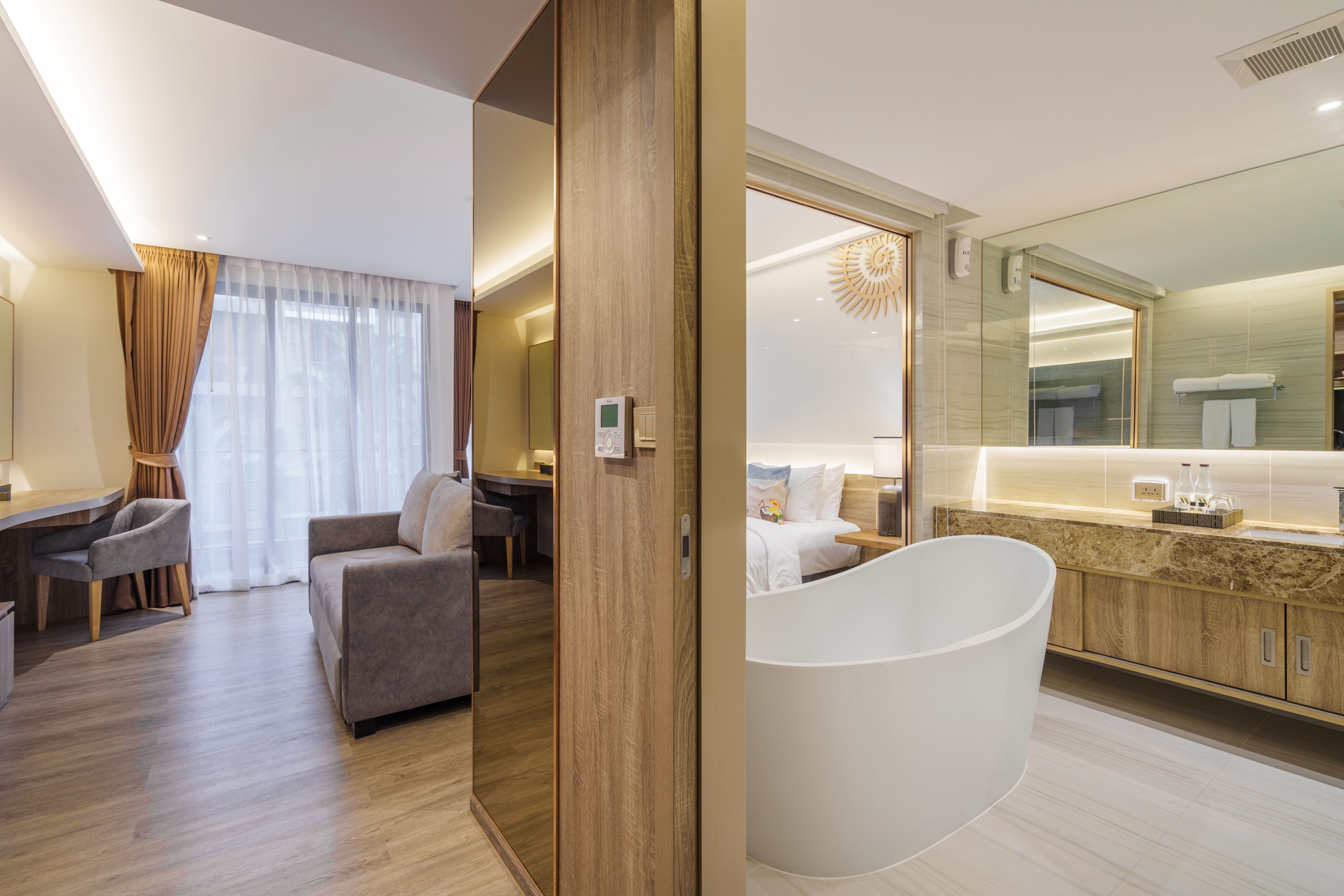 池景豪華特大床房