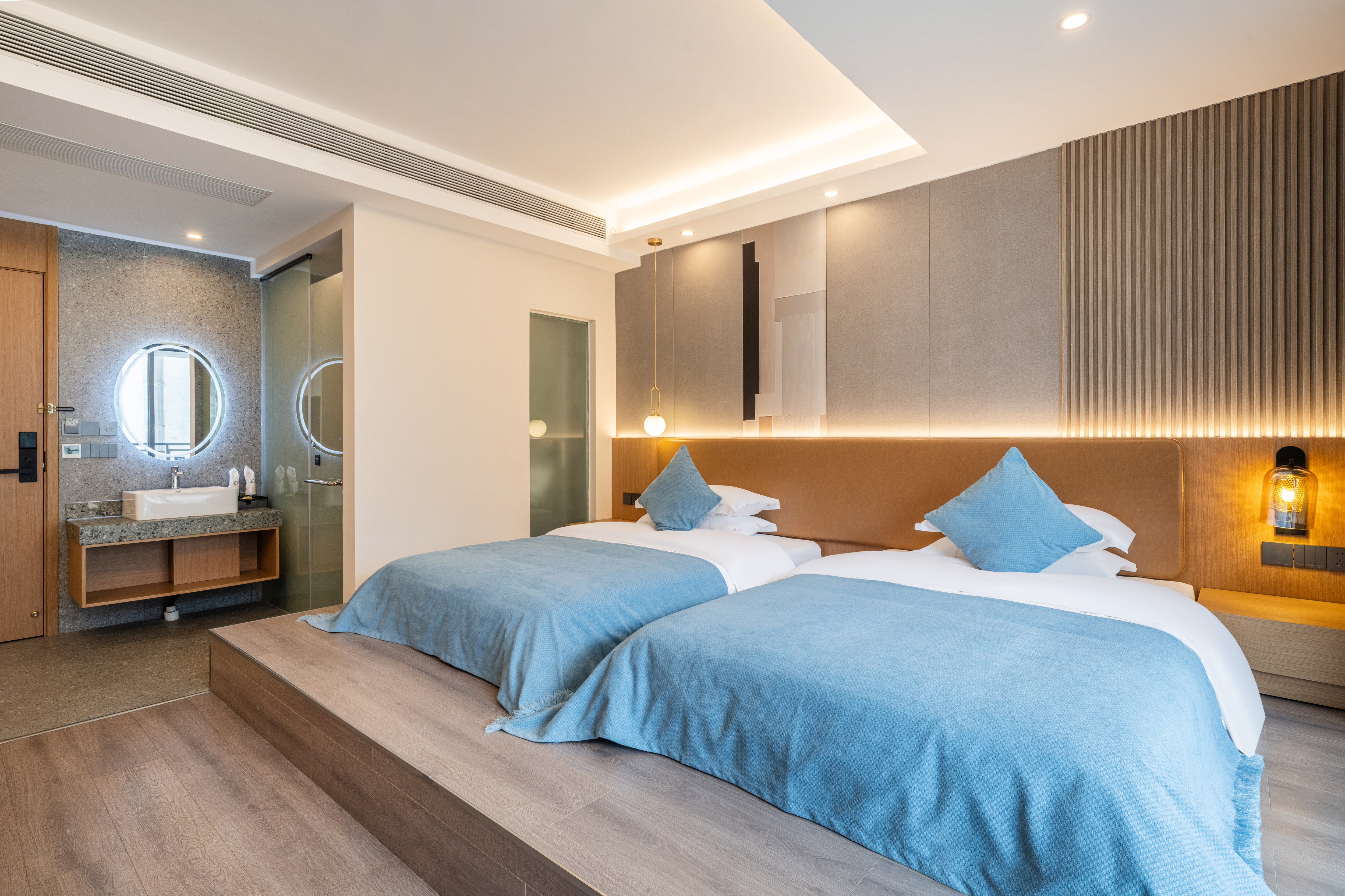 山水阳台榻榻米双床房「山河阳台+观景浴缸+小冰箱」