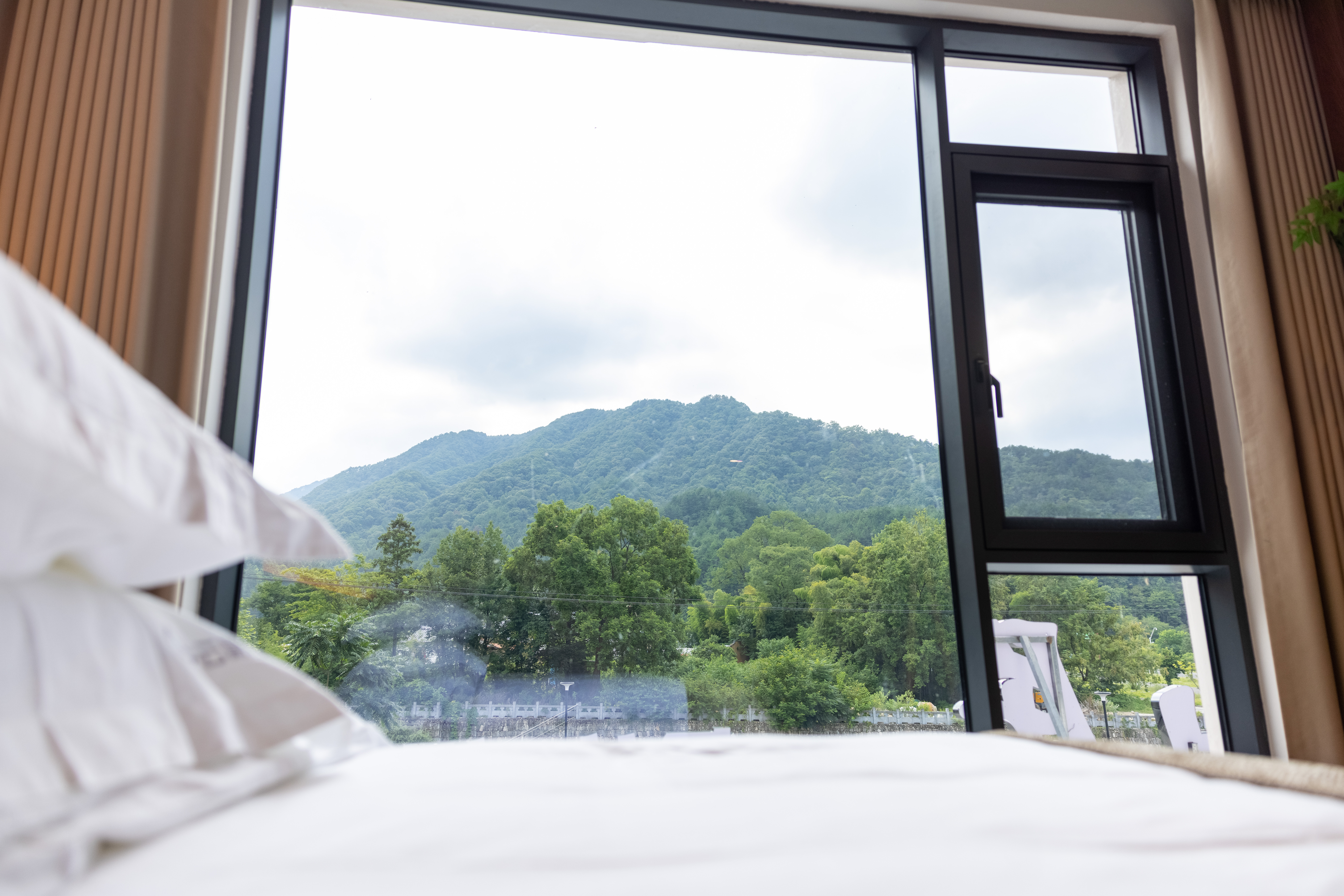 云隐-观景双床房（全屋智能）