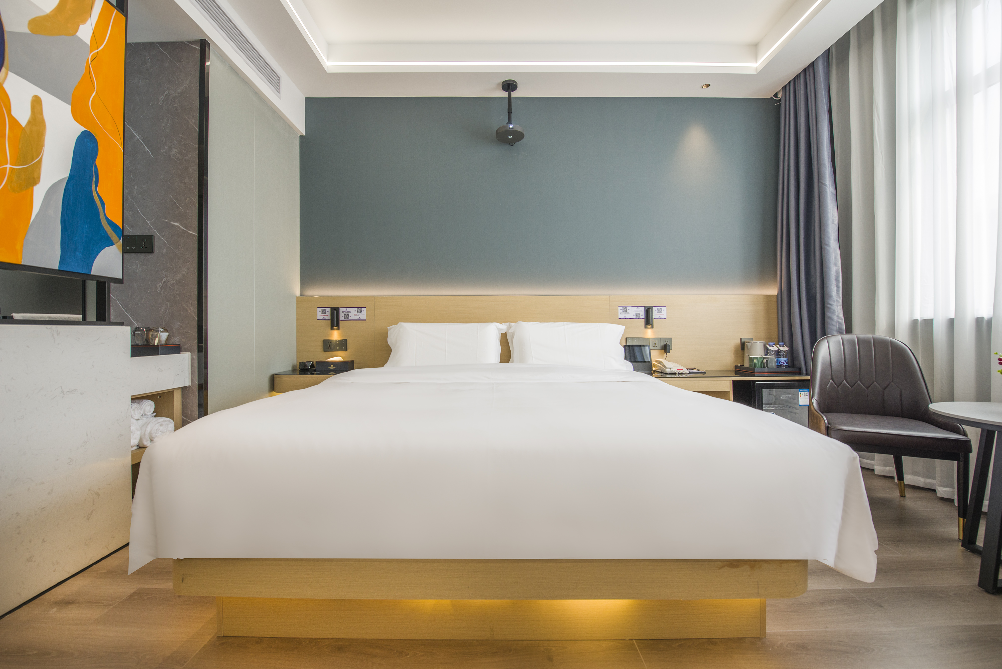 Dream愿达 | 影音大床房（坚果1080P投影+影视VIP+小度智能客控+MINI冰箱+0压轻柔鹅绒被+恒温智能马桶）