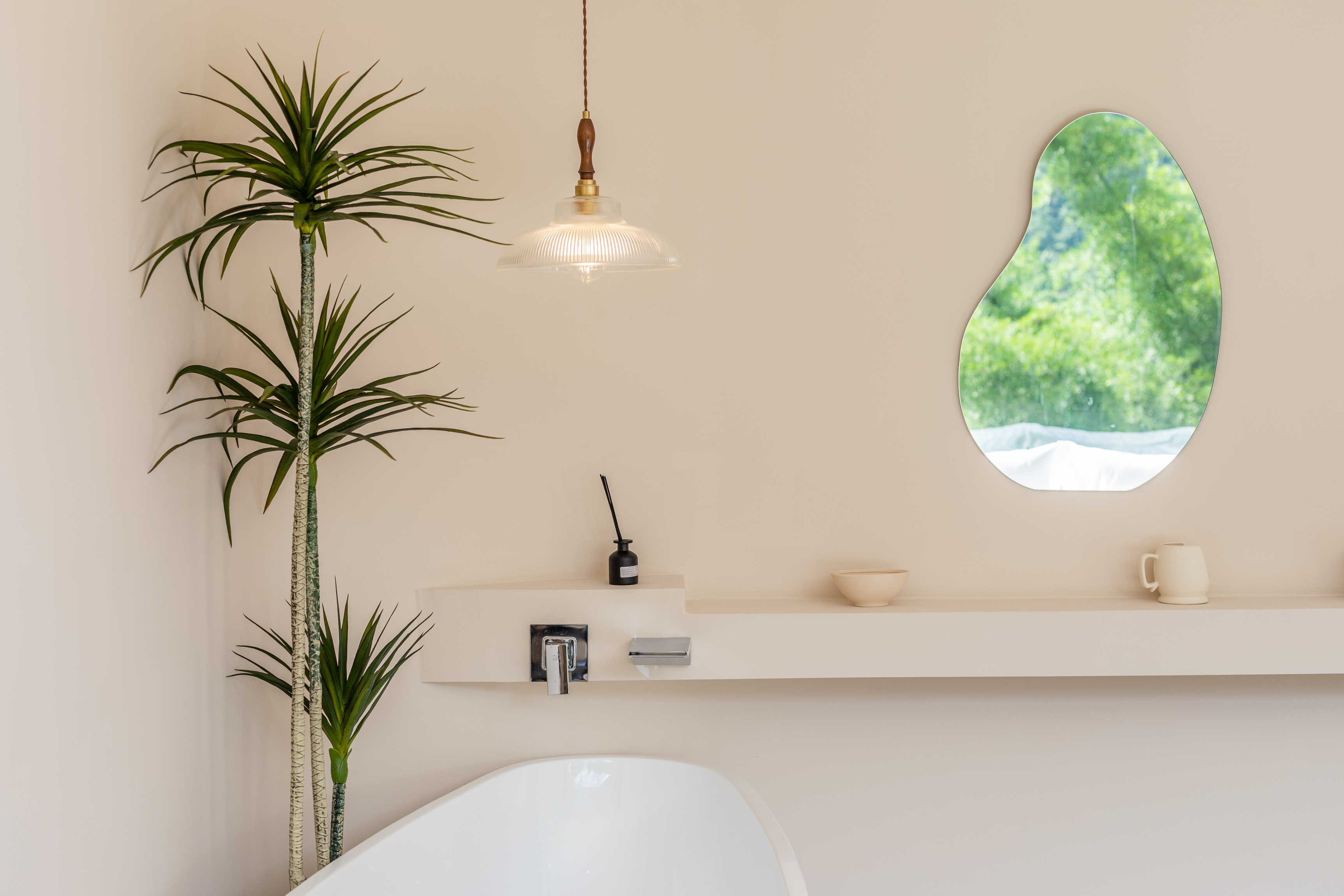 原野·长空·山水景观浴缸豪华大床房