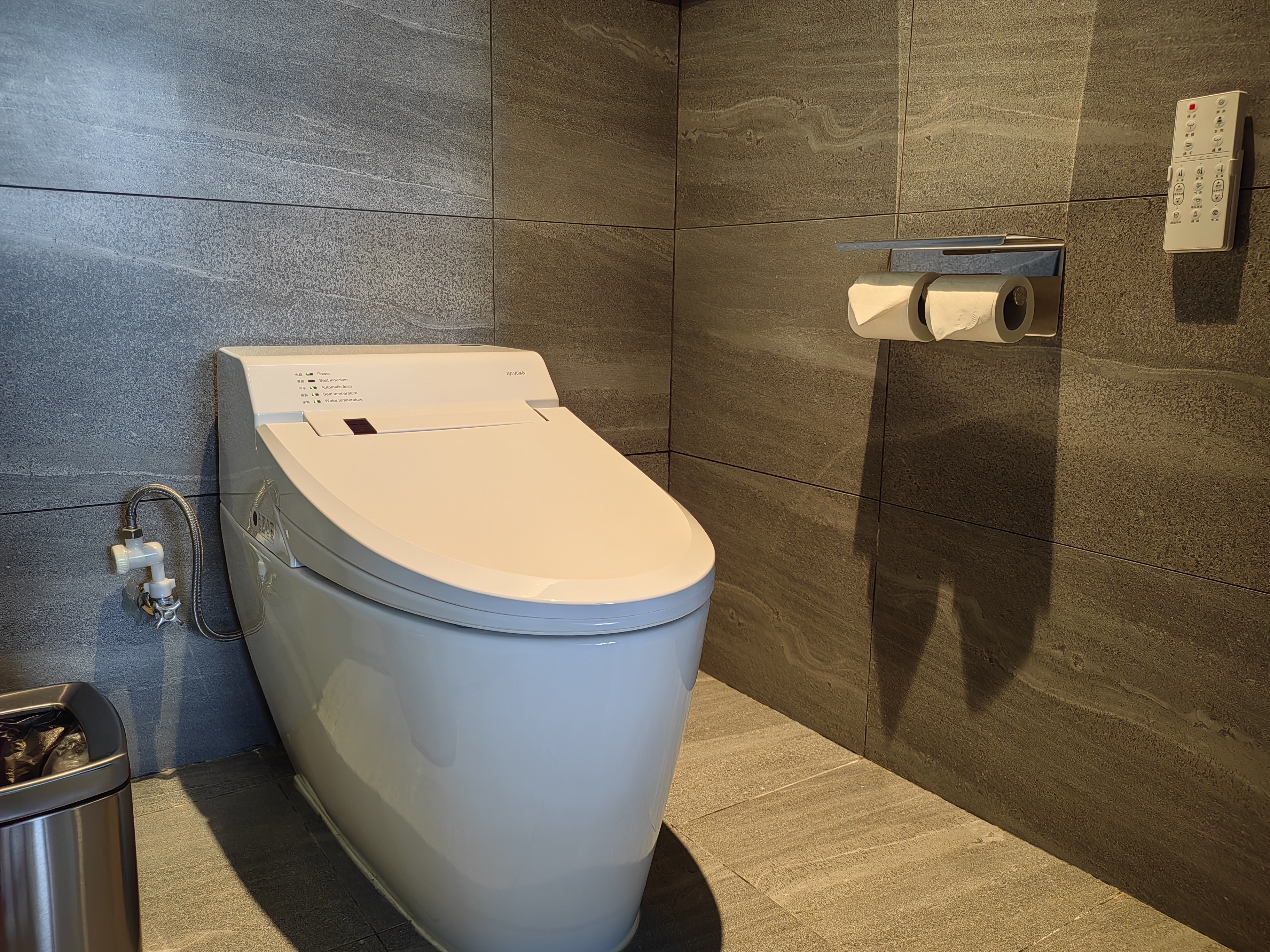 Guestroom (Double Bed) (Window)