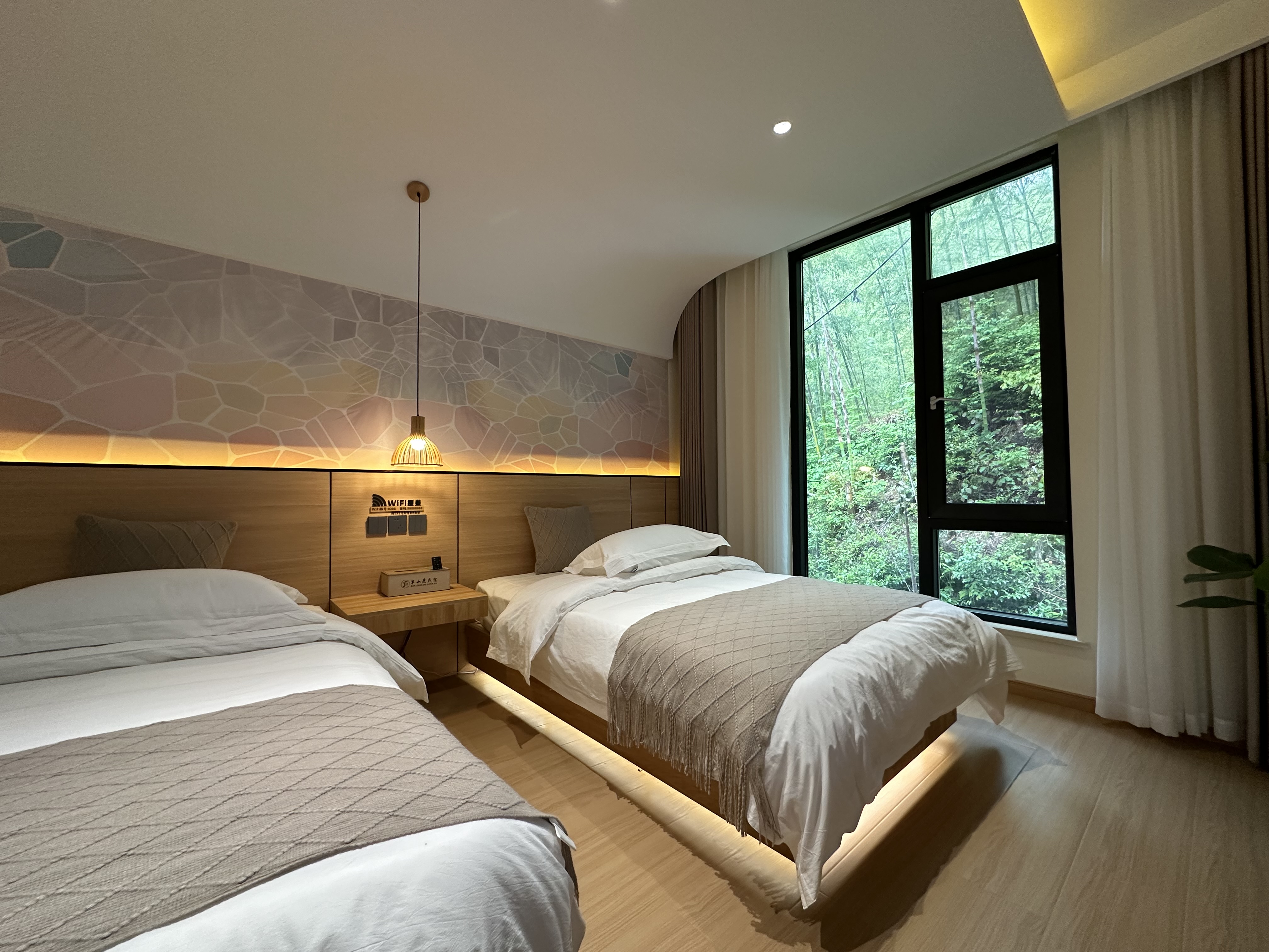 半夏·山景双床房