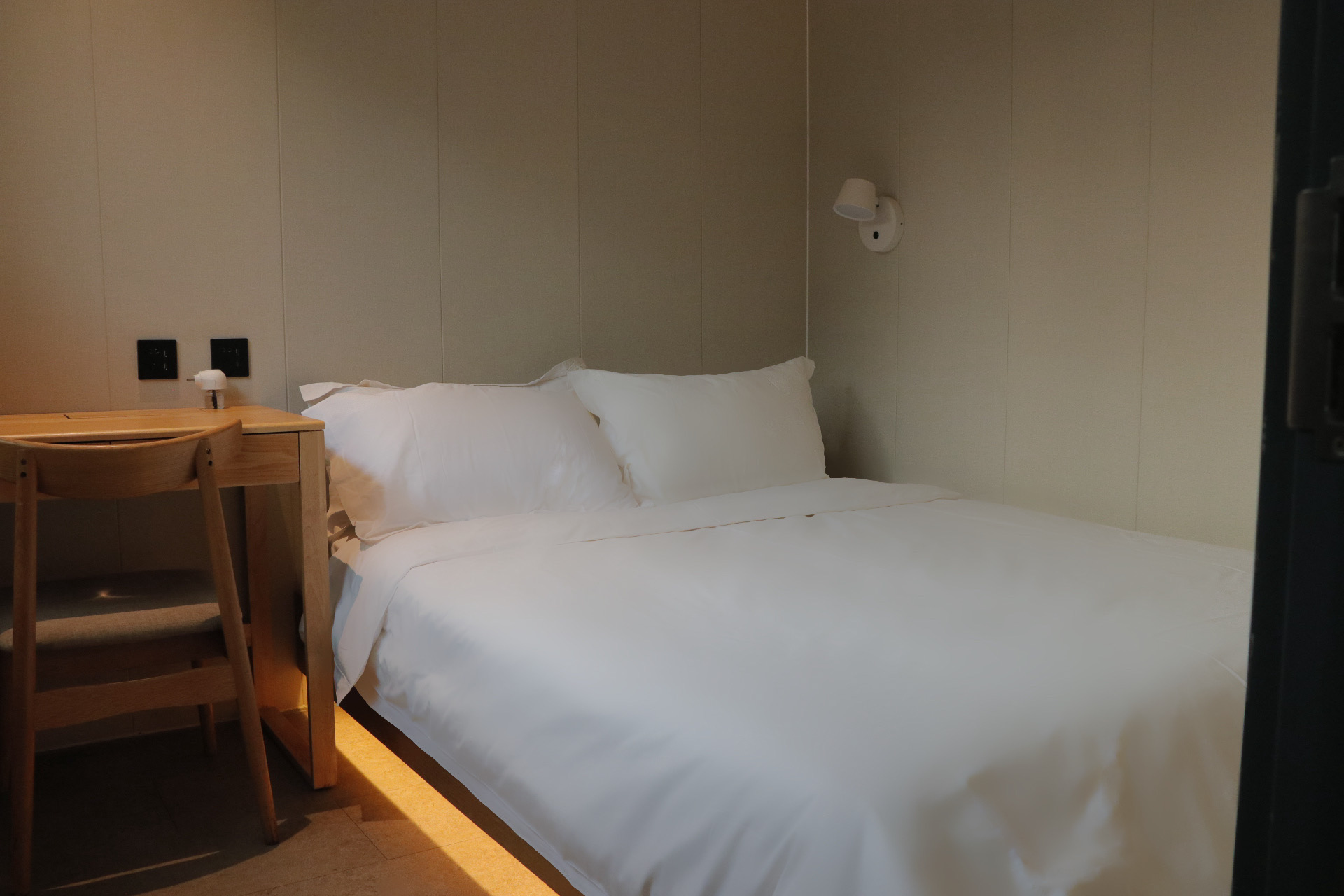 （陌云）二室一厅家庭房.独立院落.独门独院