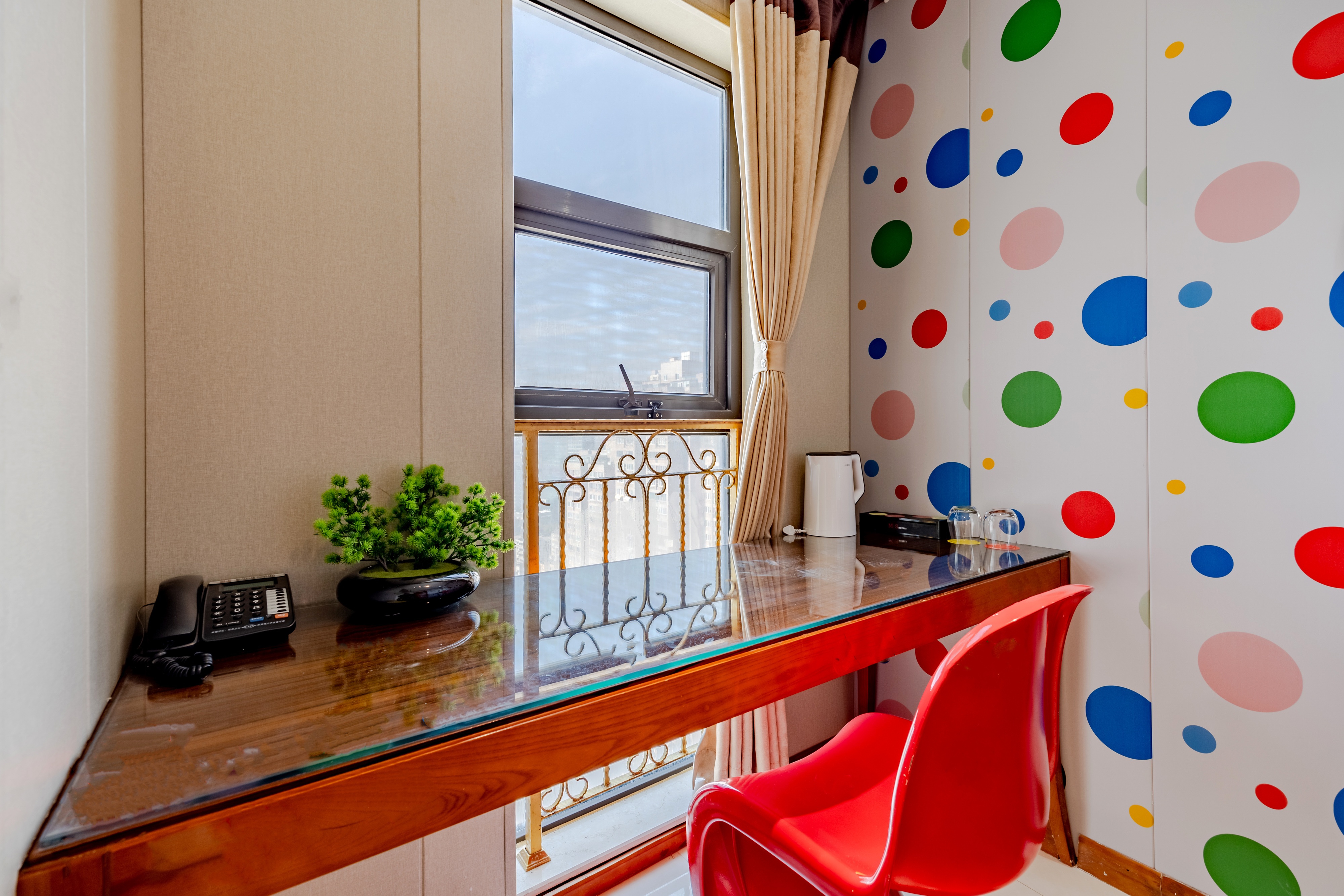 Huan Chao City-View Double Bed Room With Four-Layer Memory Mattress&Solace High-Quality Cotton Bedding