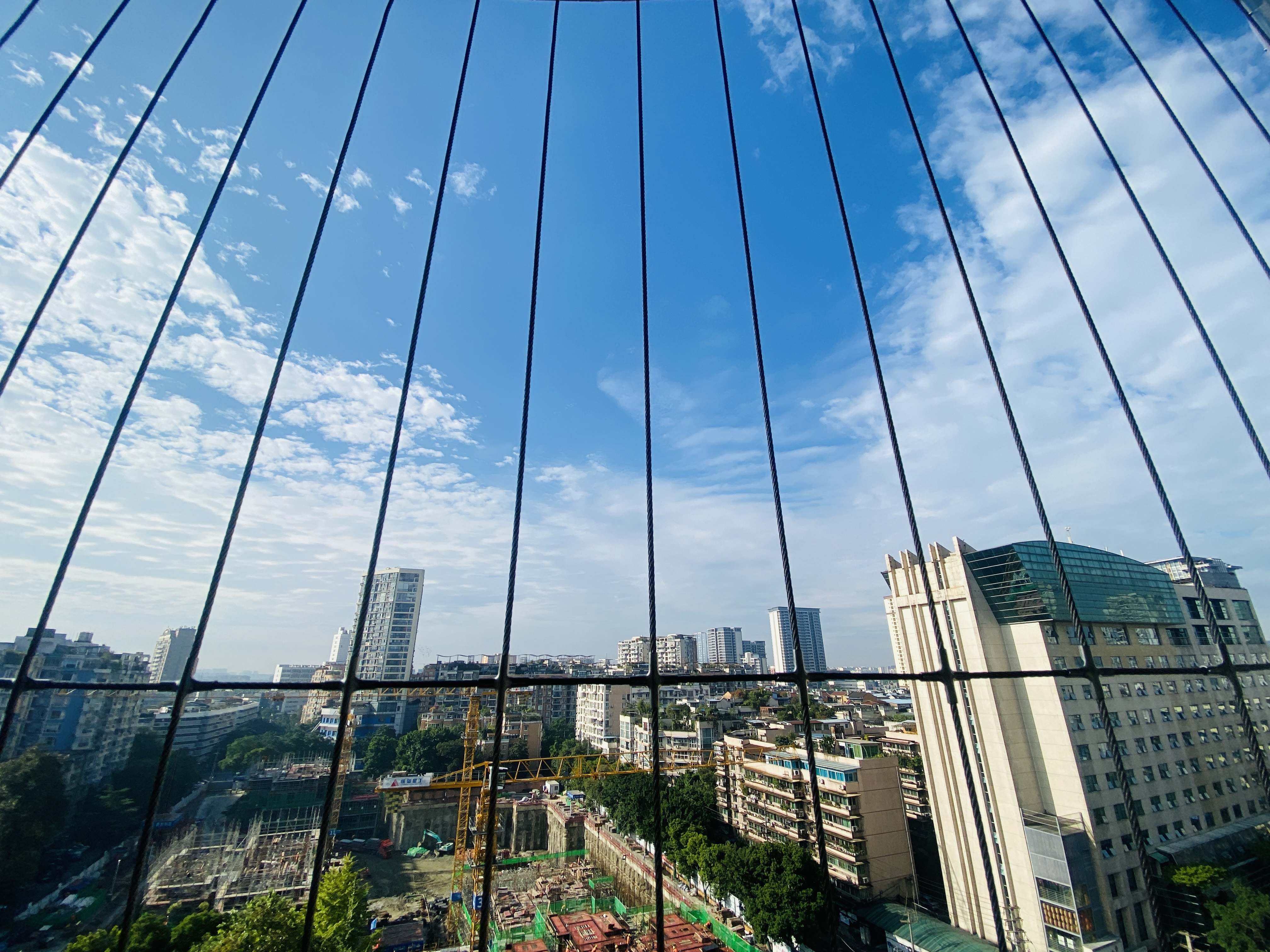 套一公寓（副楼+鹅绒床被+冰箱+微波炉+洗衣机）