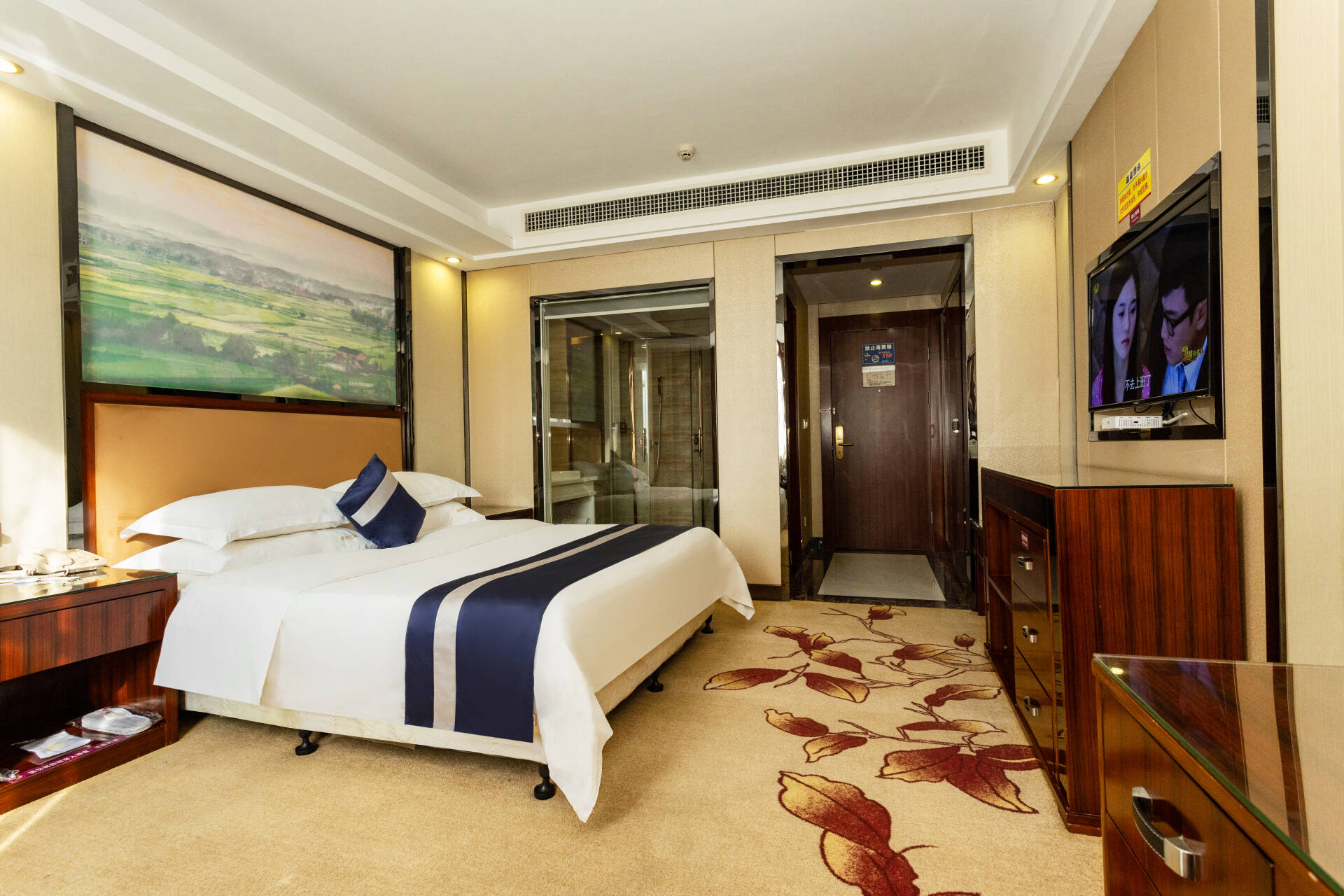 晴光·舒适大床房