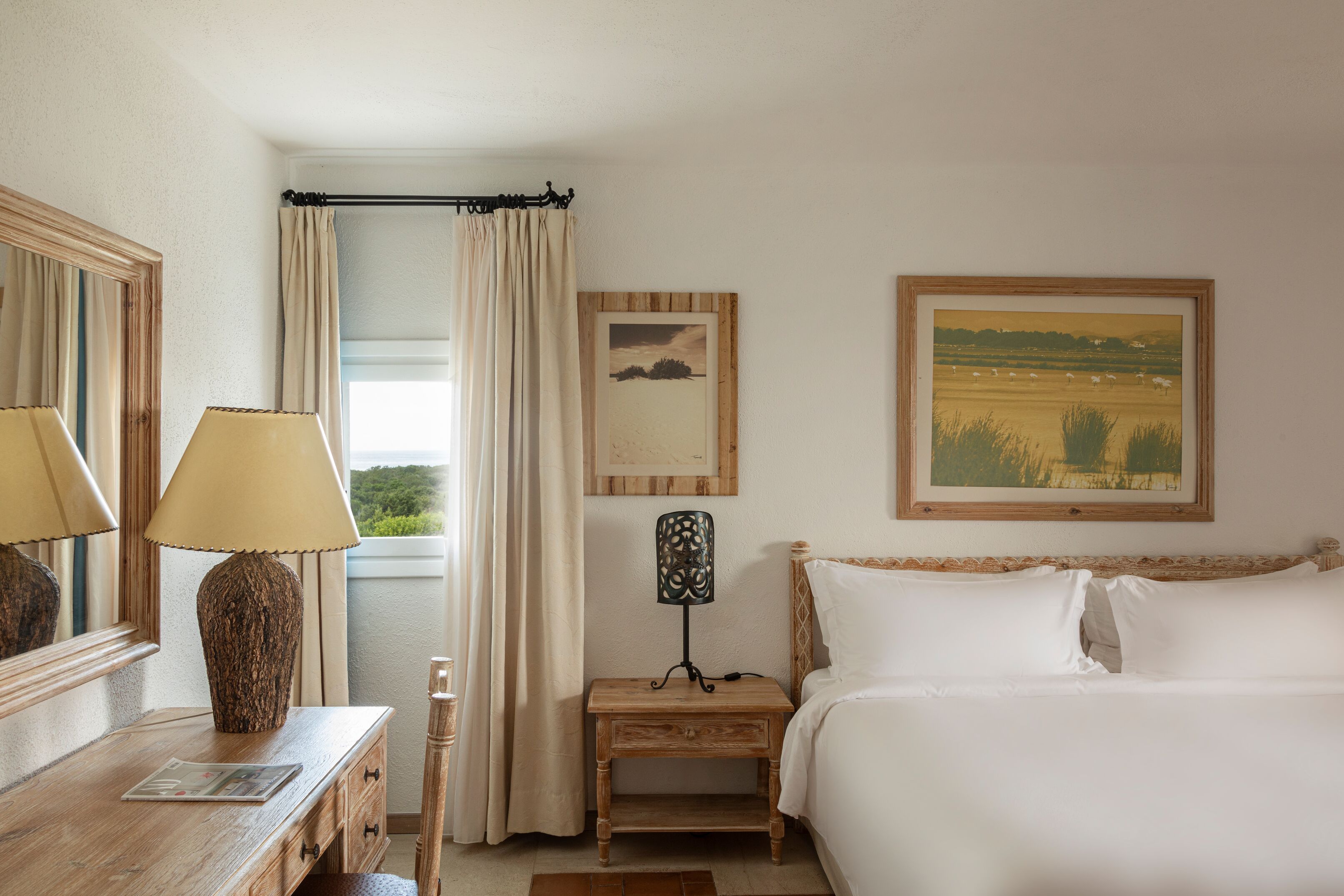 小型套房（带海景的）