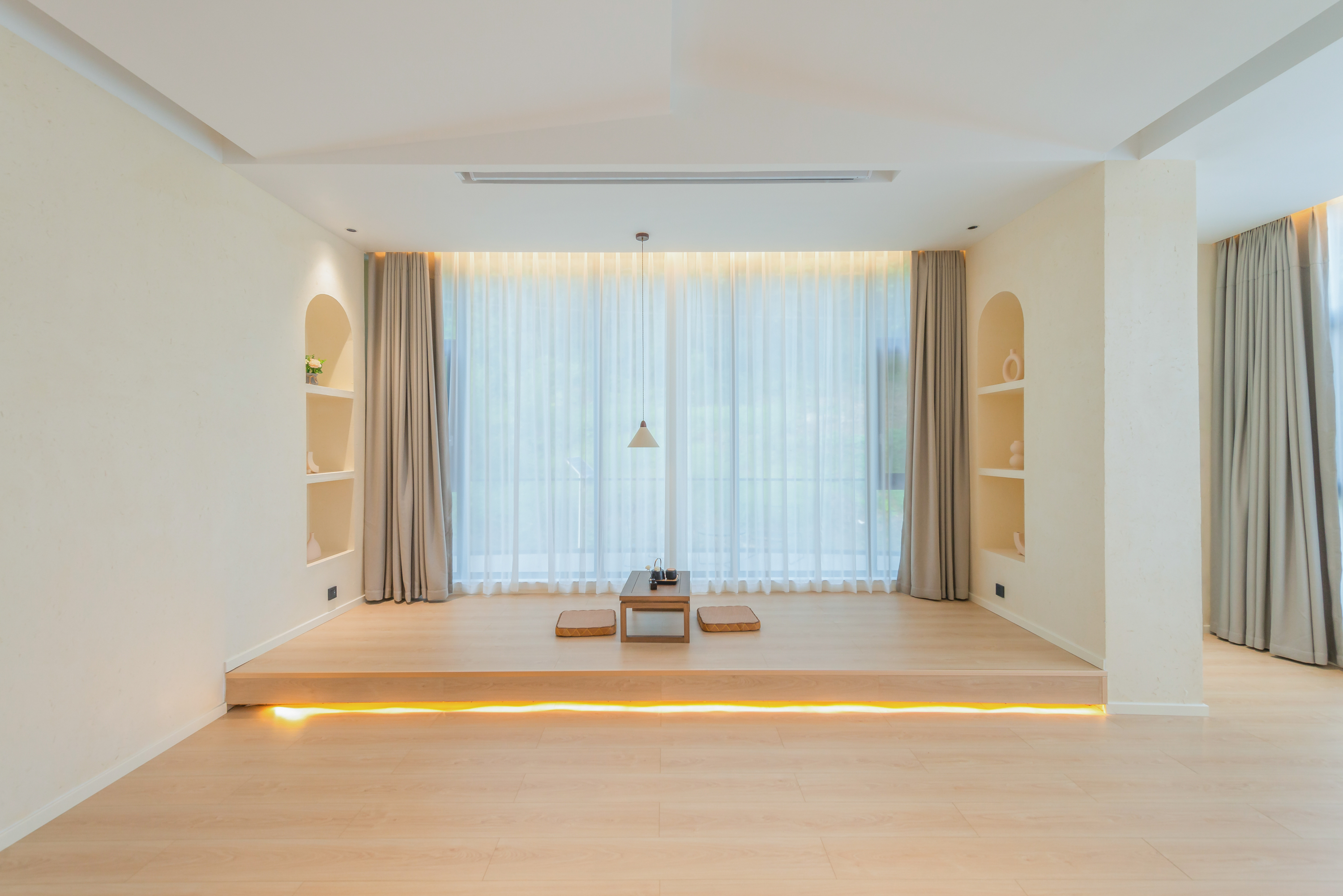 Bifengxia Lanshan Designer Homestay Featured Room - Mountain-View (Double bed) (Bathtub)