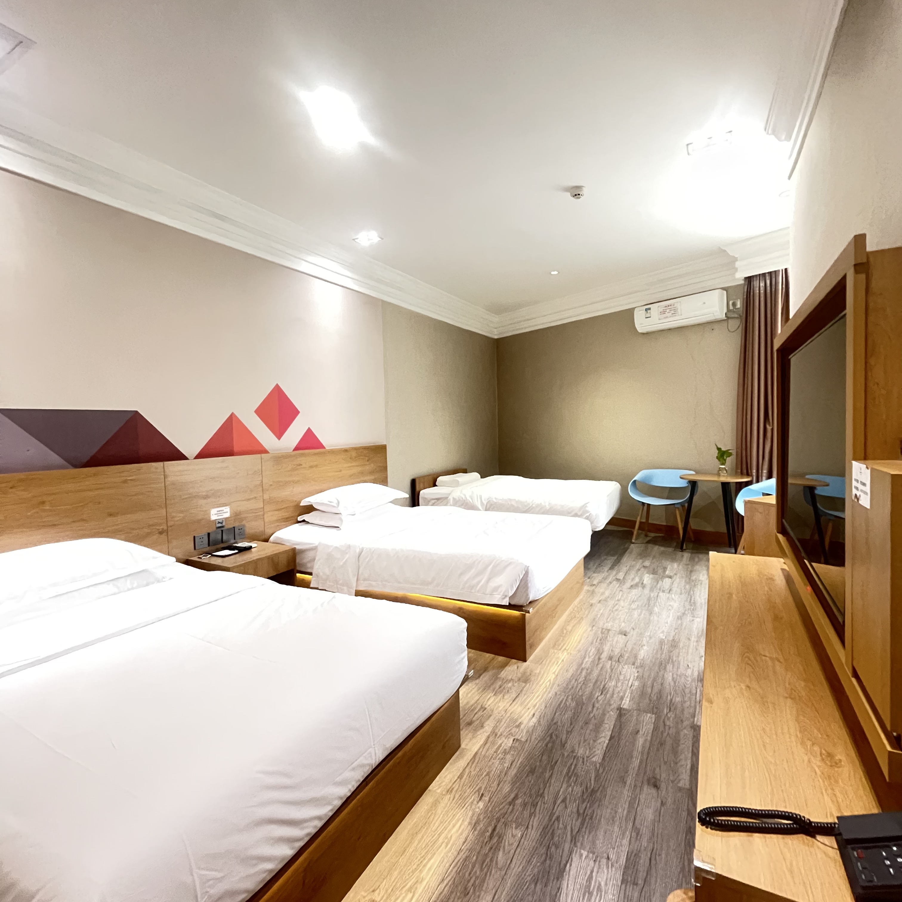 Deluxe Triple Room
