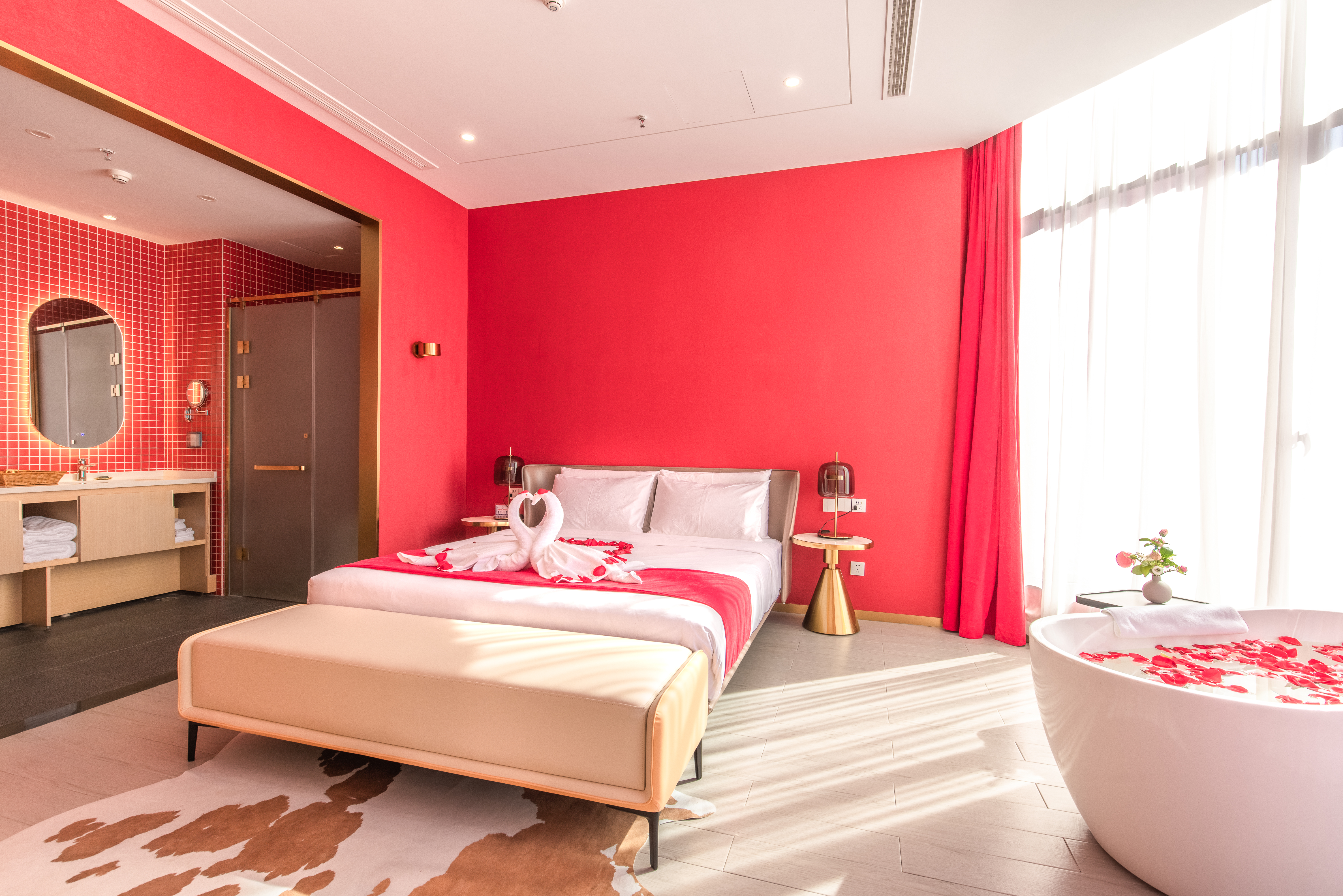 Rose Themed Suite