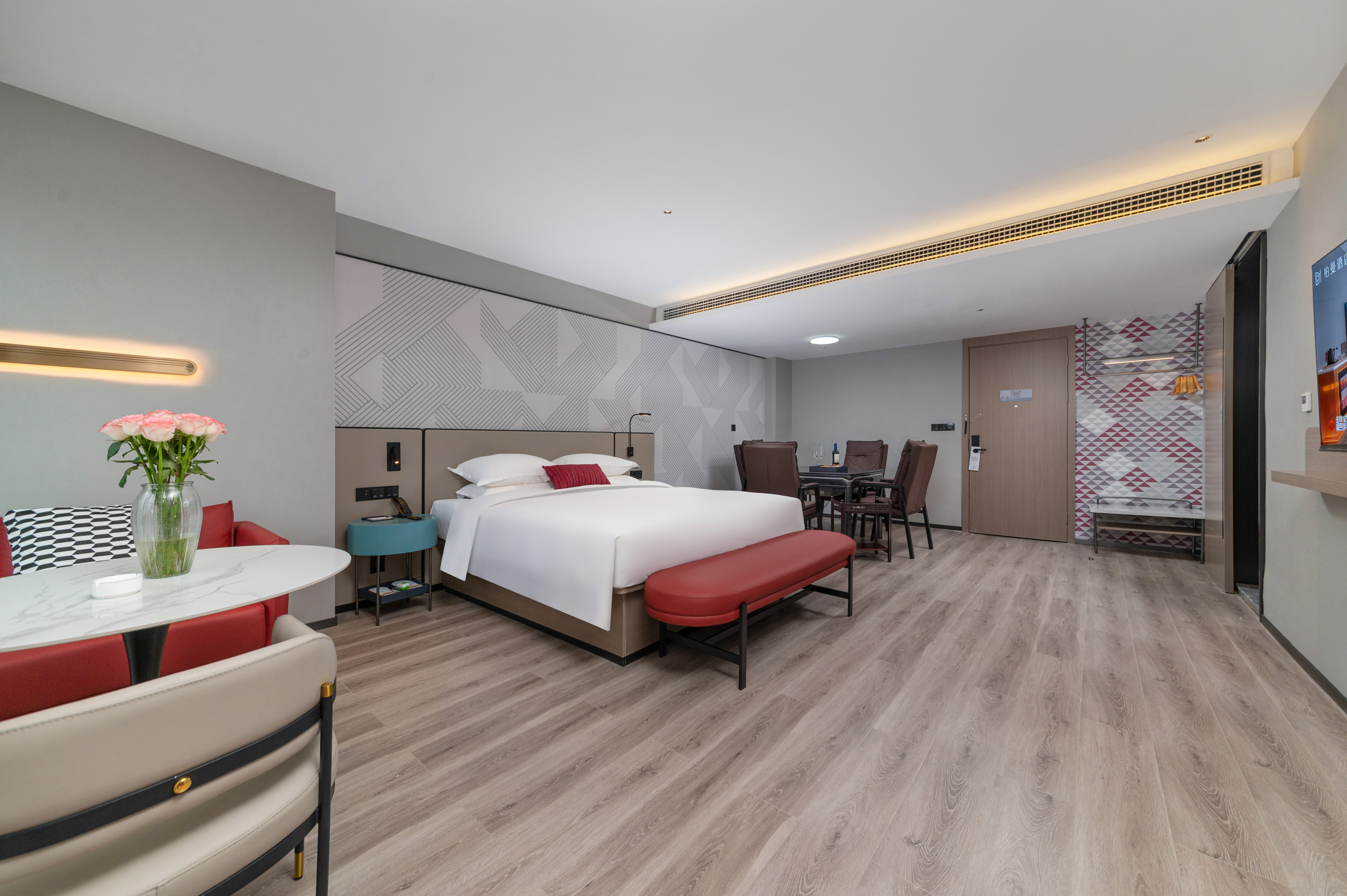 豪华城景大床房