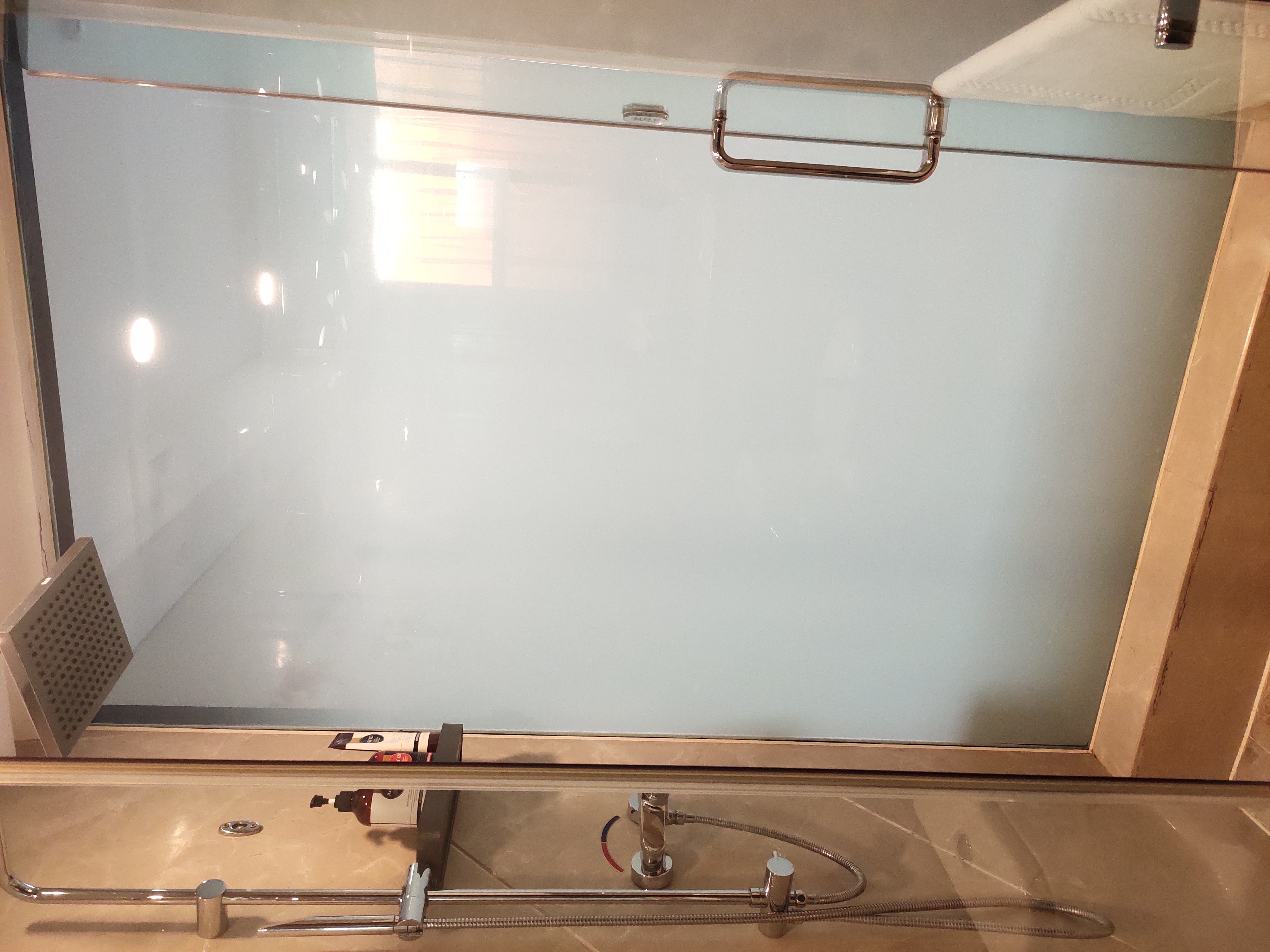 行政间（鹅绒床被+小冰箱+空气净化器）