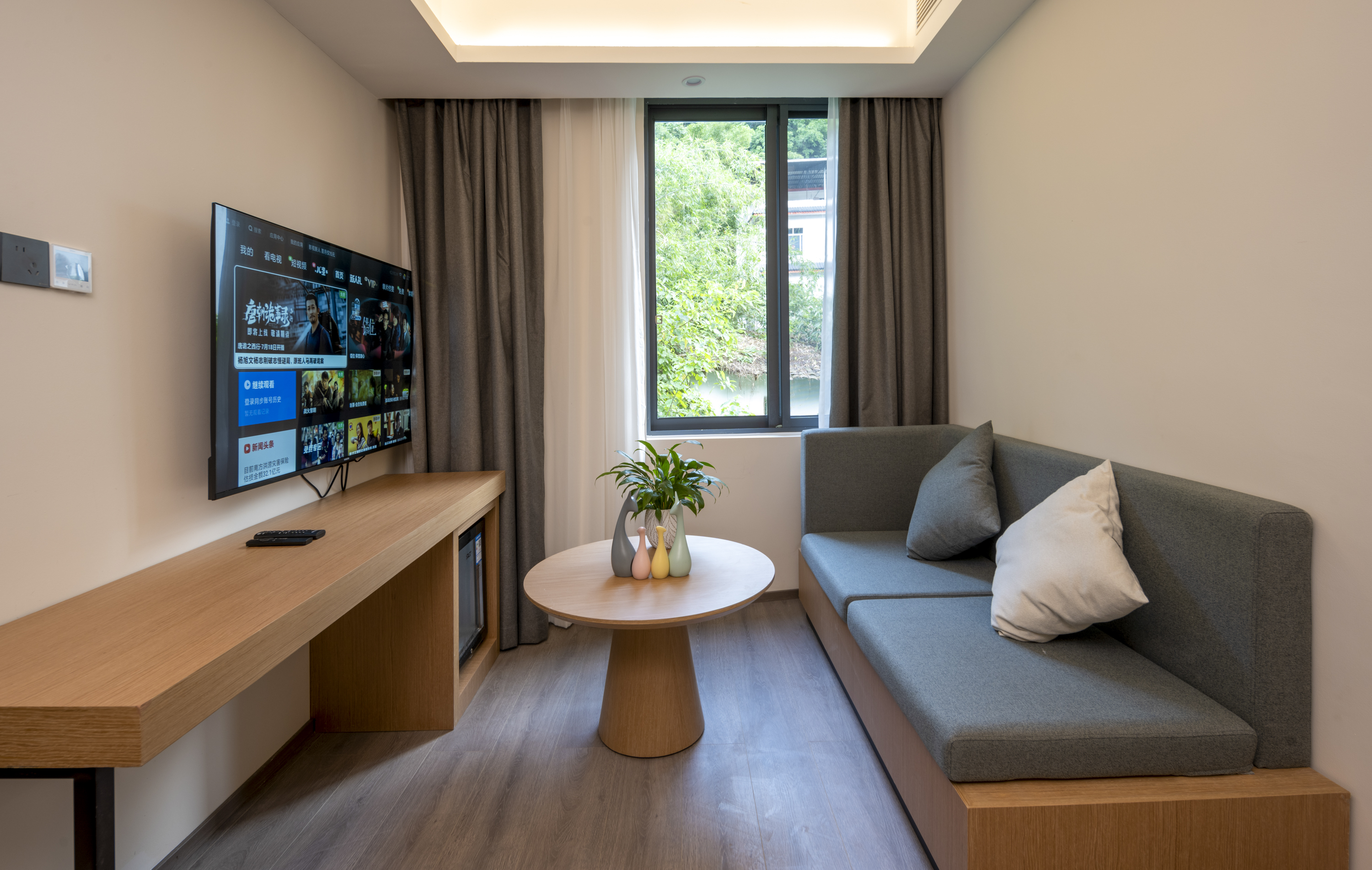 豪华家庭亲子套房『一室一厅+小童上下床+小冰箱』