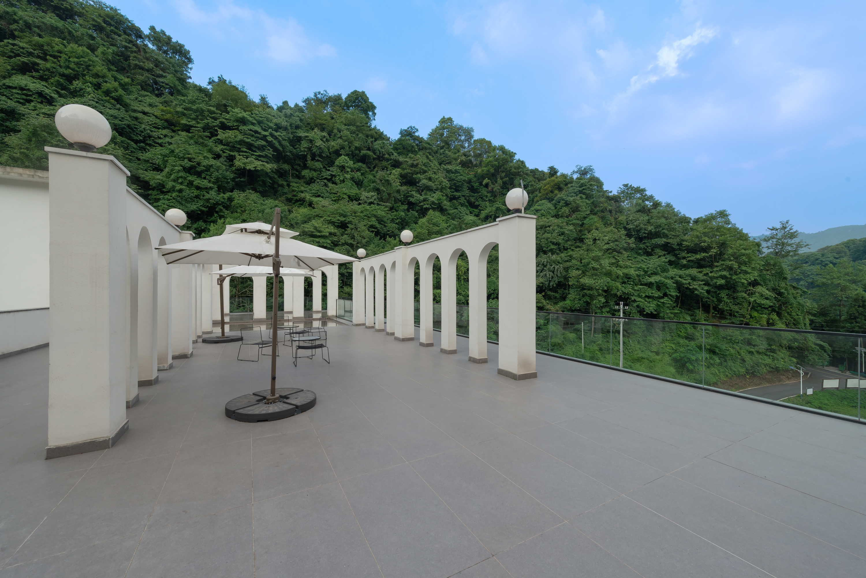 Bifengxia Lanshan Designer Homestay Featured Room - Mountain-View (Double bed) (Bathtub)