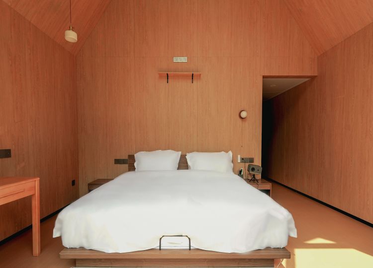 Guestroom - River-View (Double Bed)