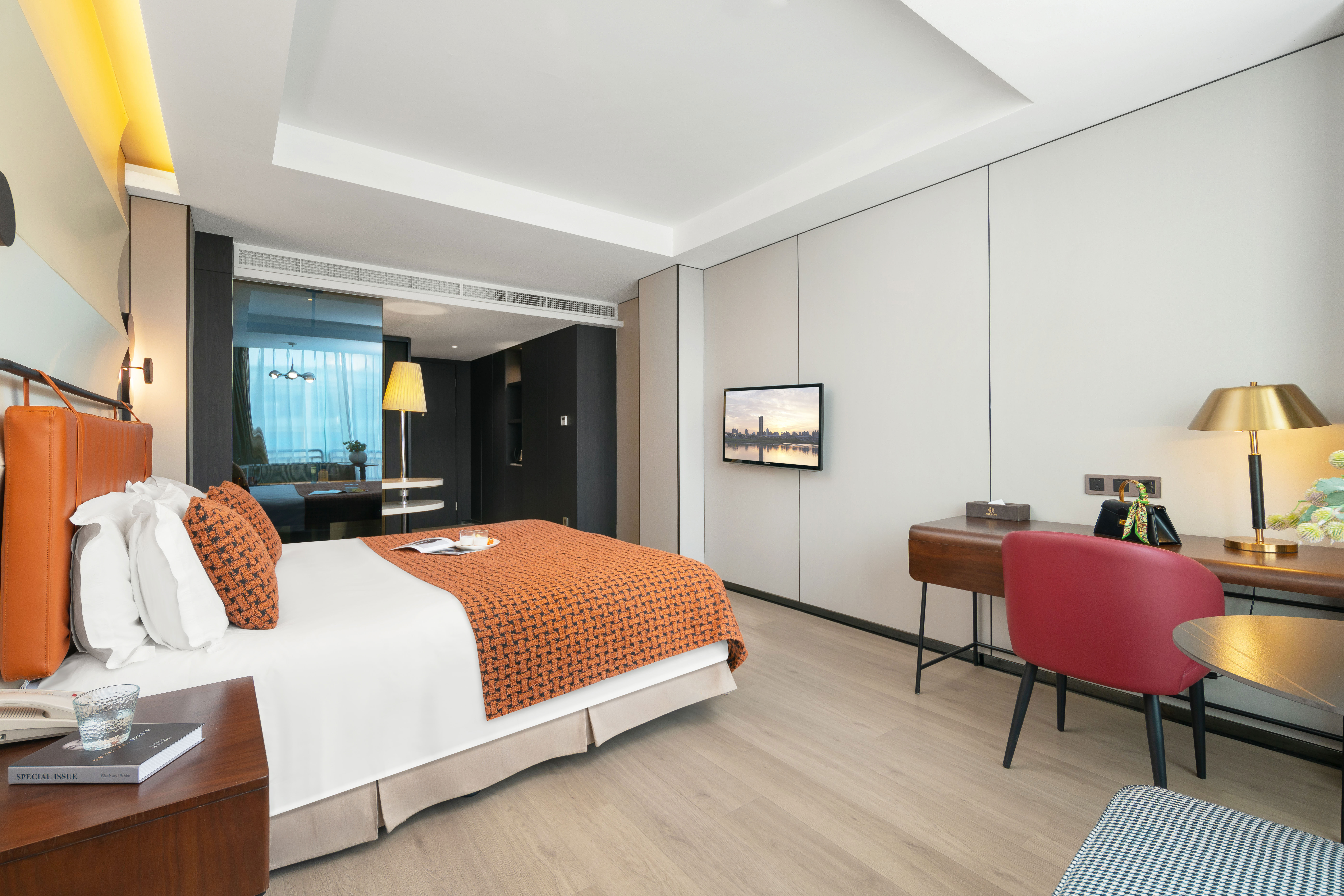 简约轻奢大床房 | 超大活动空间+智能马桶