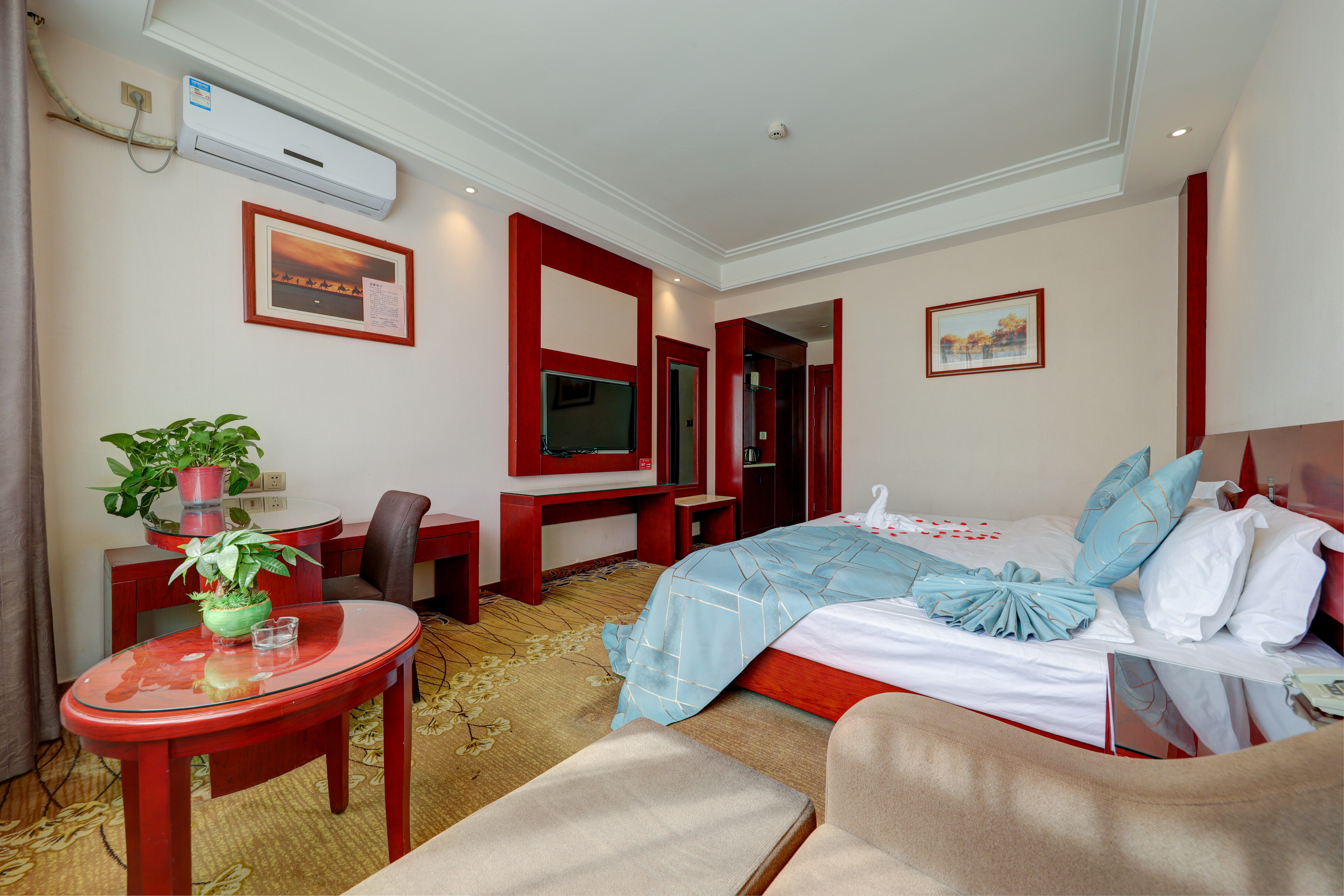 尊享浪漫大床房