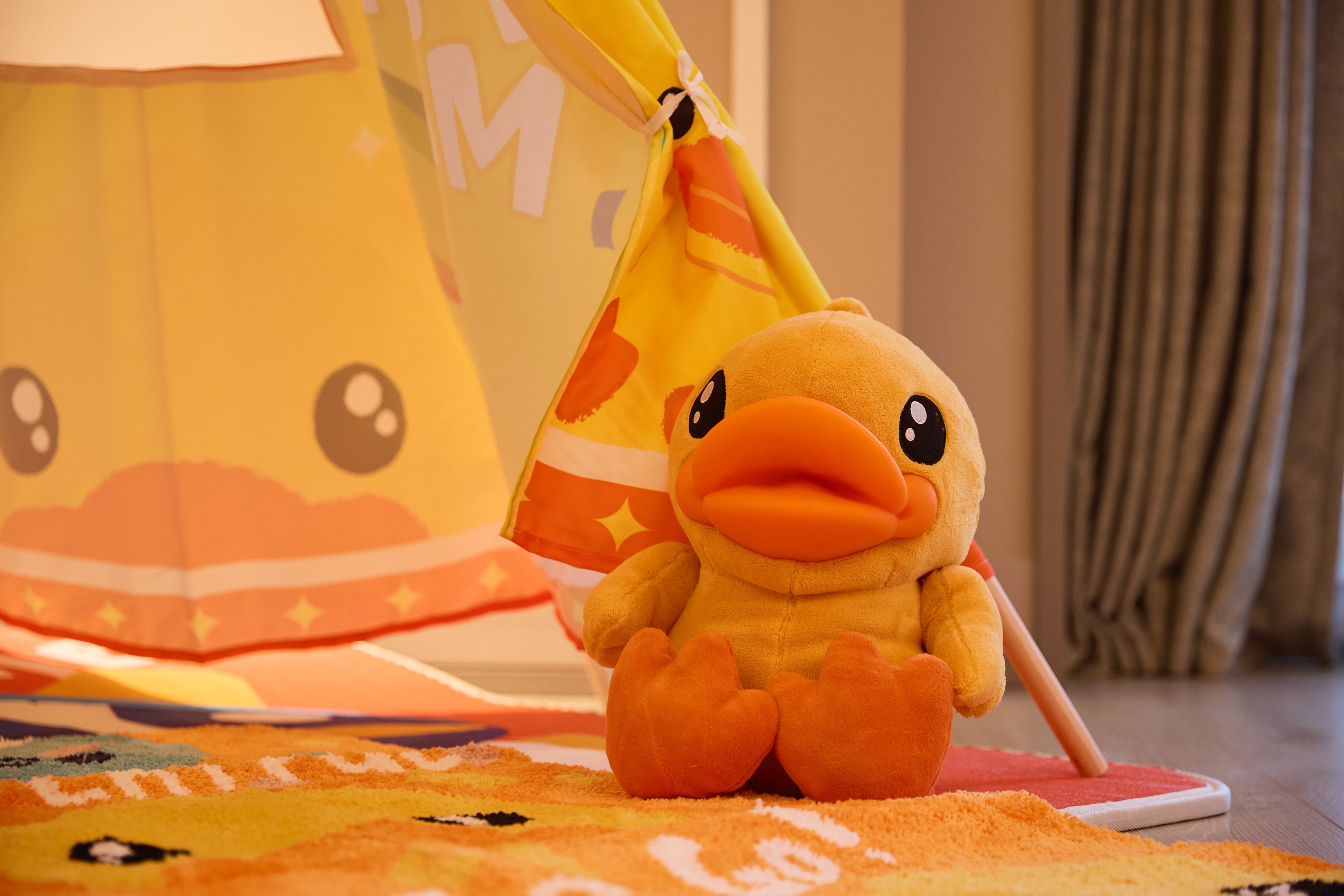 B.duck小黄鸭亲子主题房（全景落地窗）