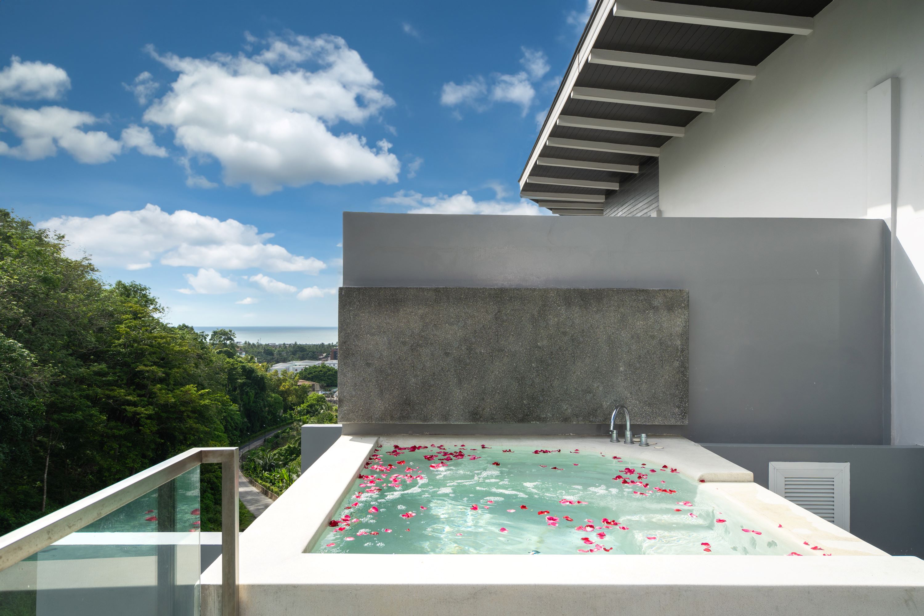 尊貴套房（帶按摩浴缸）