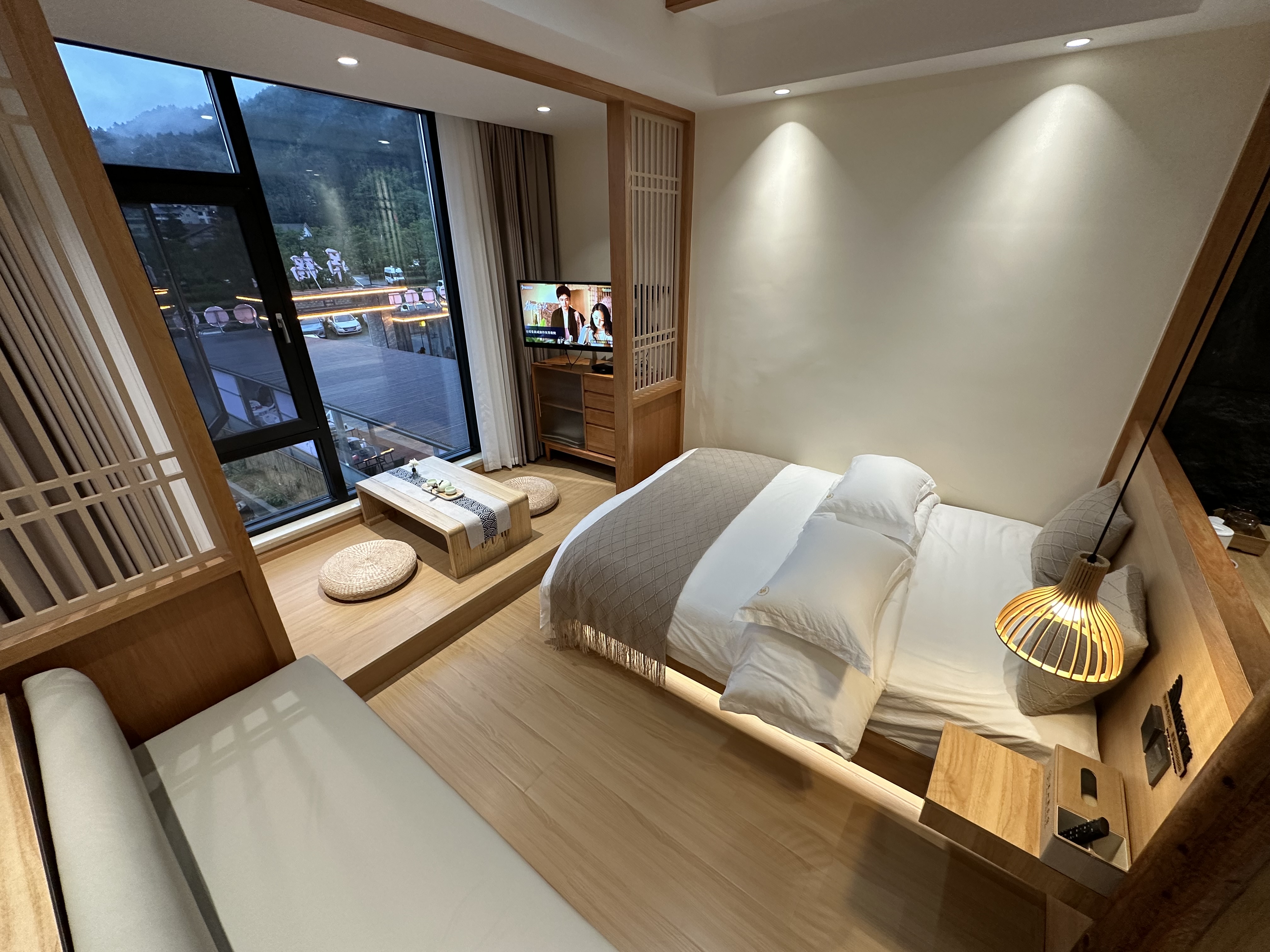 青竹·豪华按摩椅大床房