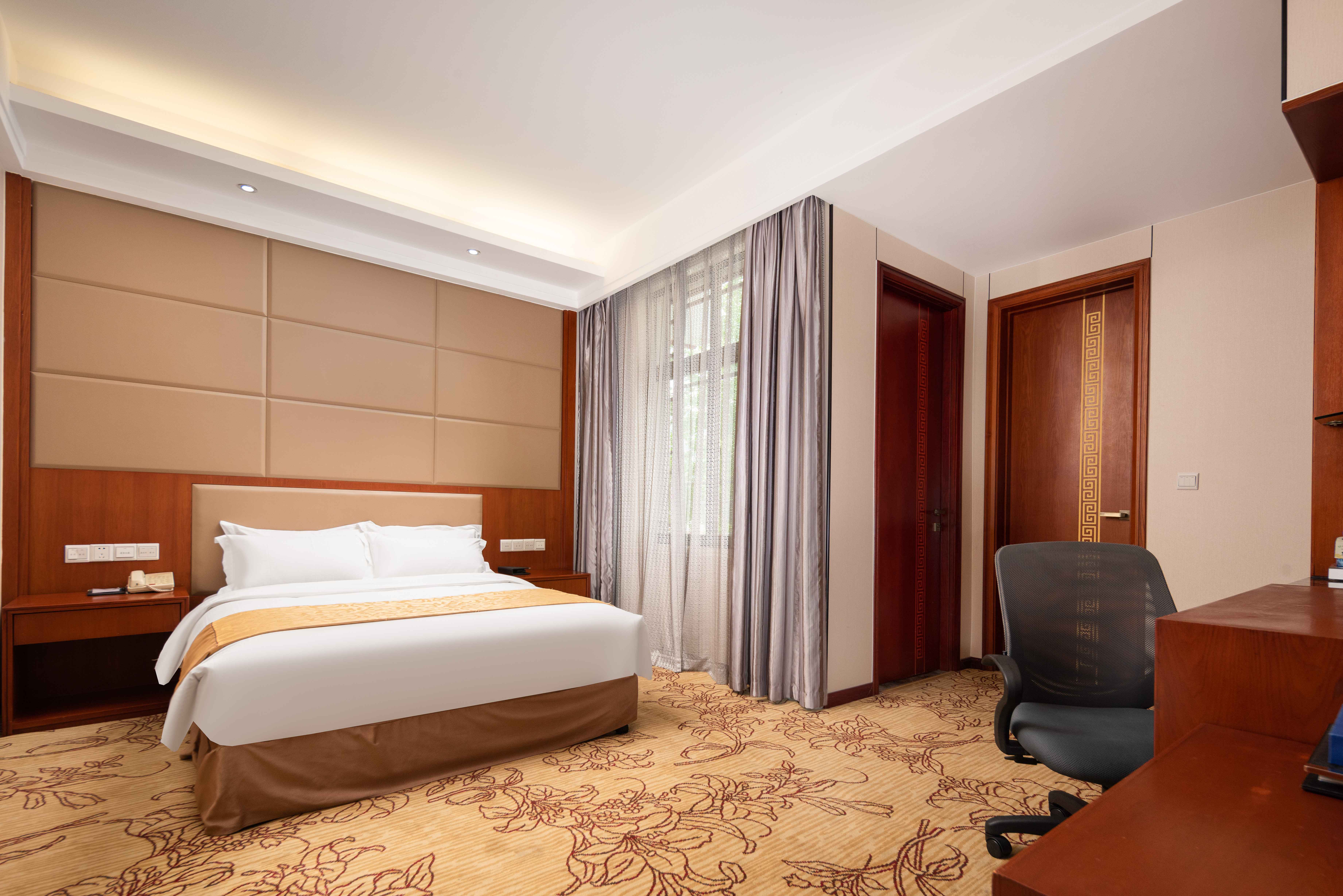 三居室别墅A户型