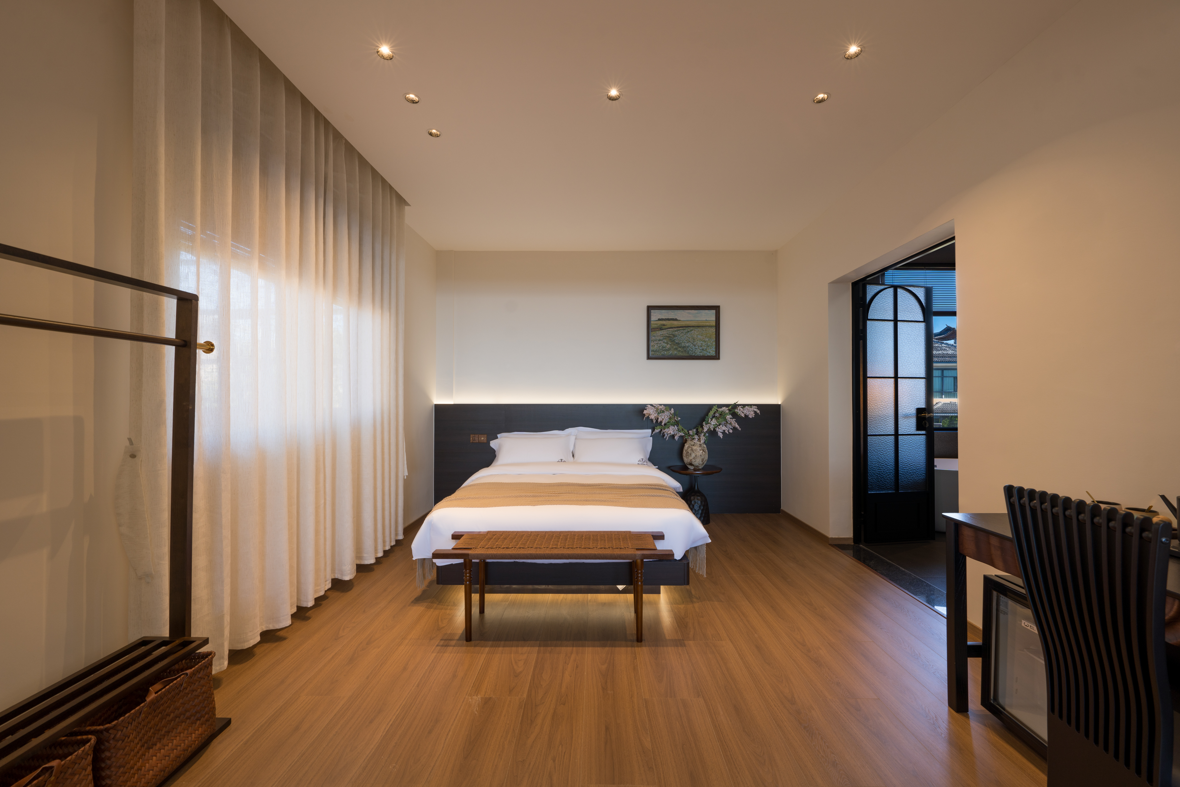 【拾全·私享阳台双卧家庭房】澜光浴池|山语静眠〉