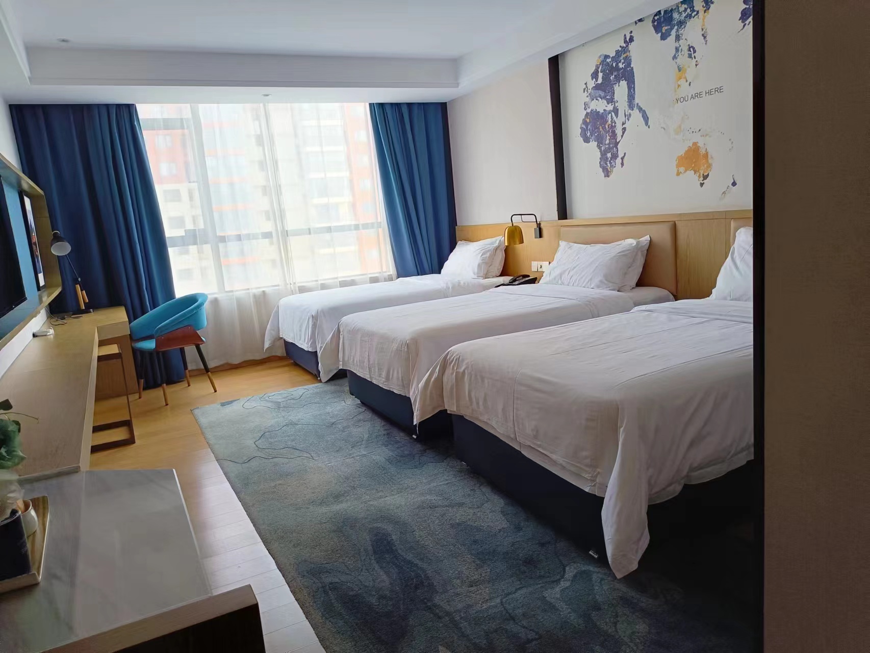 乐享家庭三人房