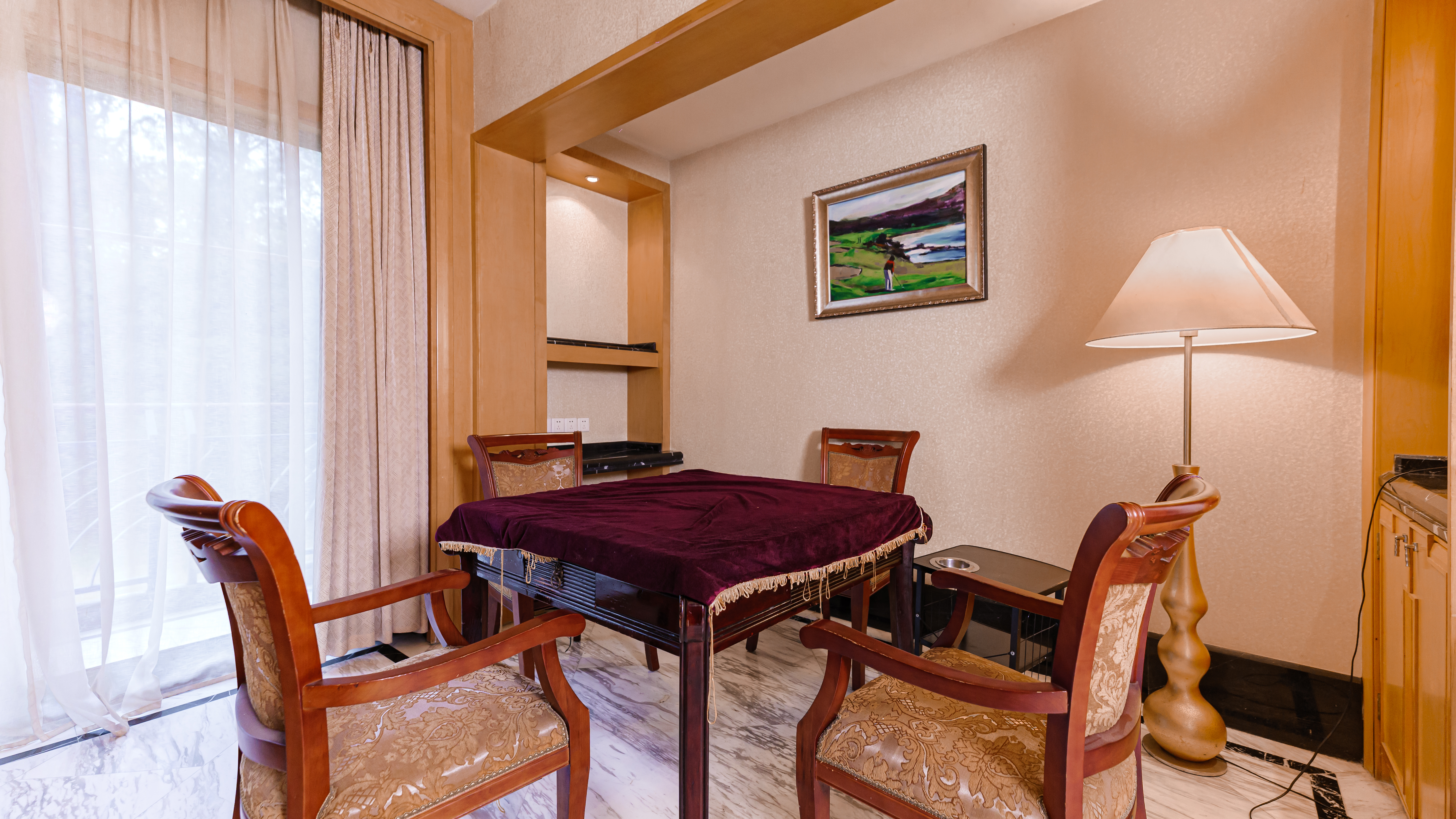 贵宾别墅高级套房（一套二）