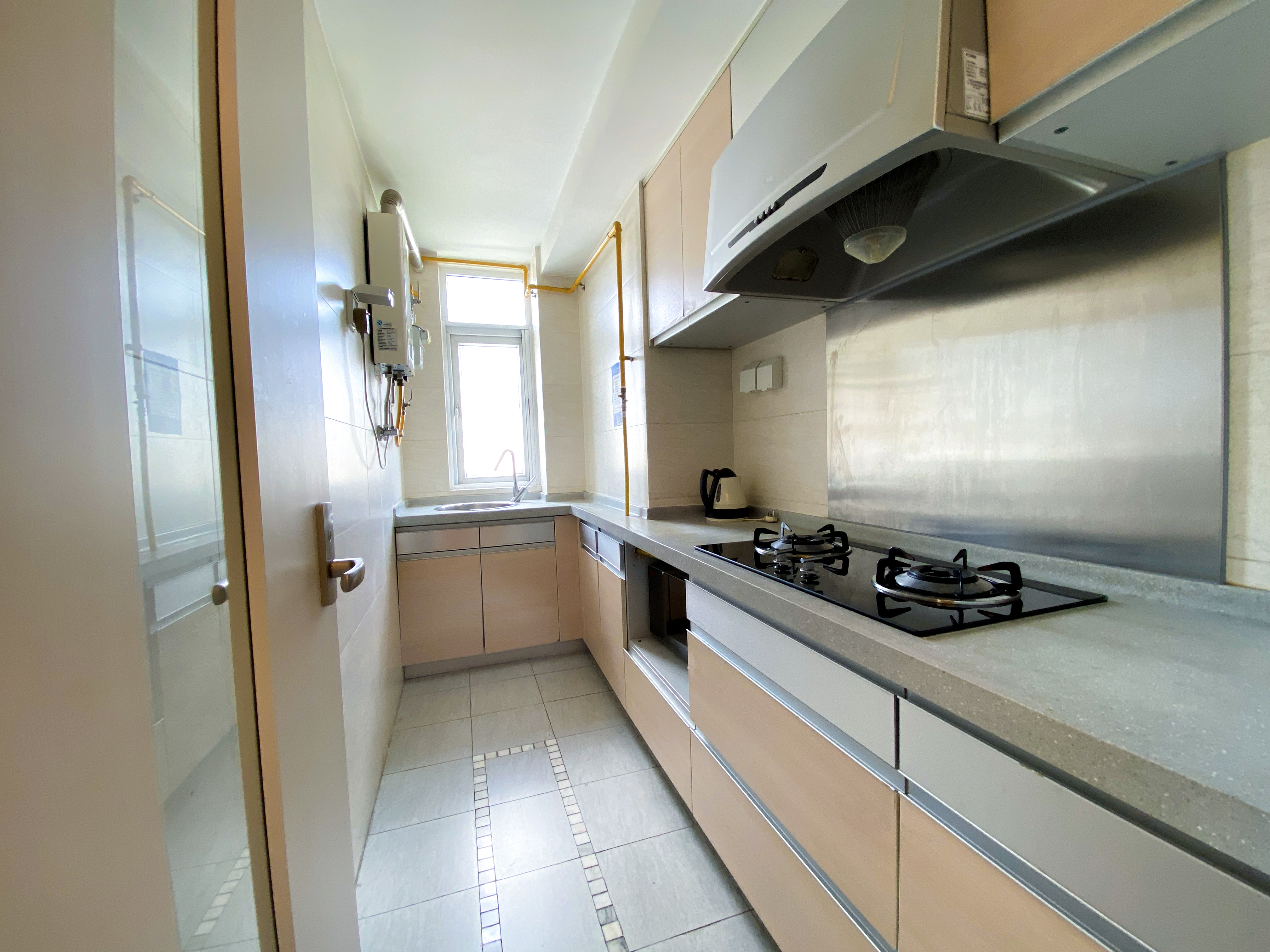 公寓家庭房（副楼+鹅绒床被+冰箱+微波炉+洗衣机）