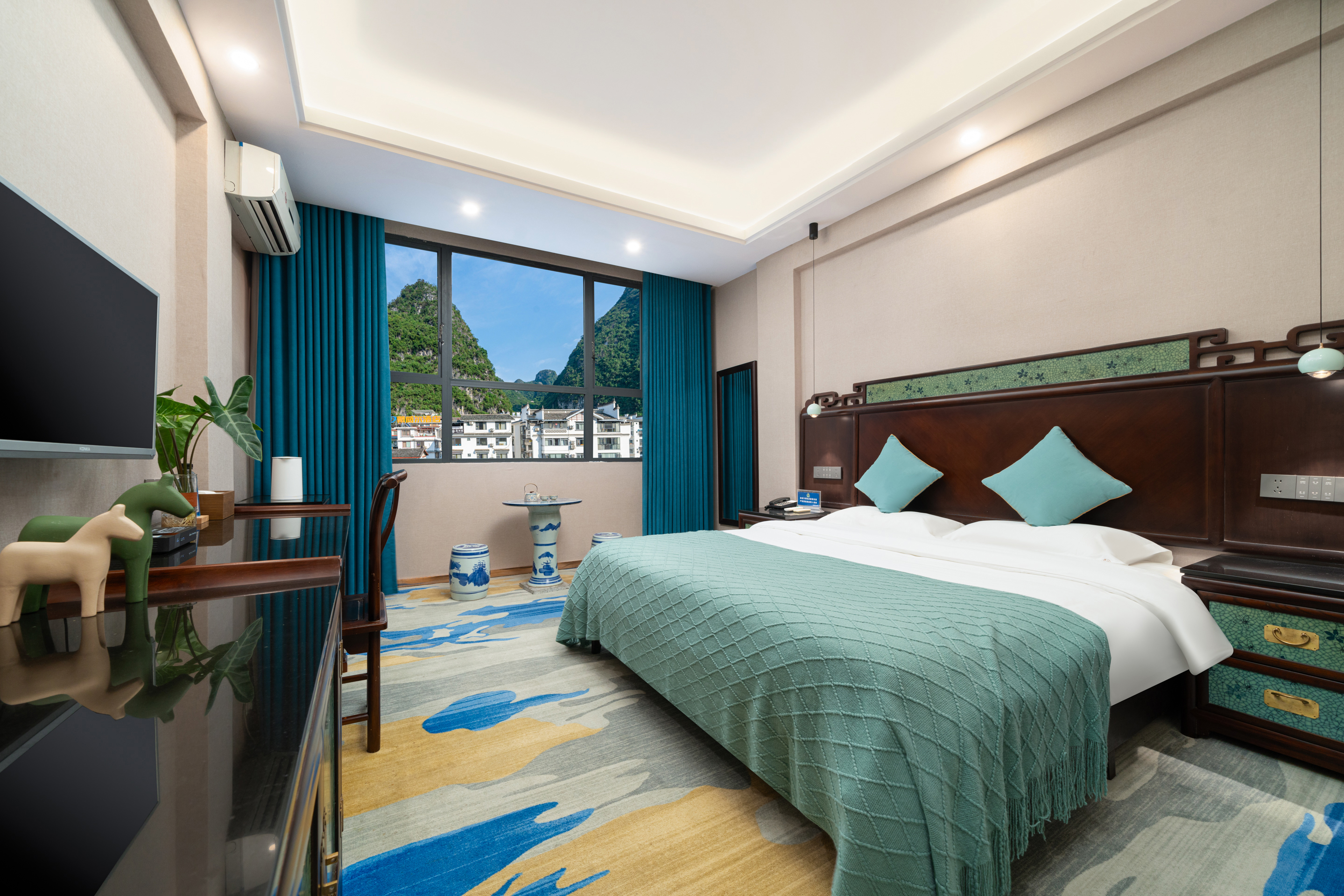 青花?印象大床房