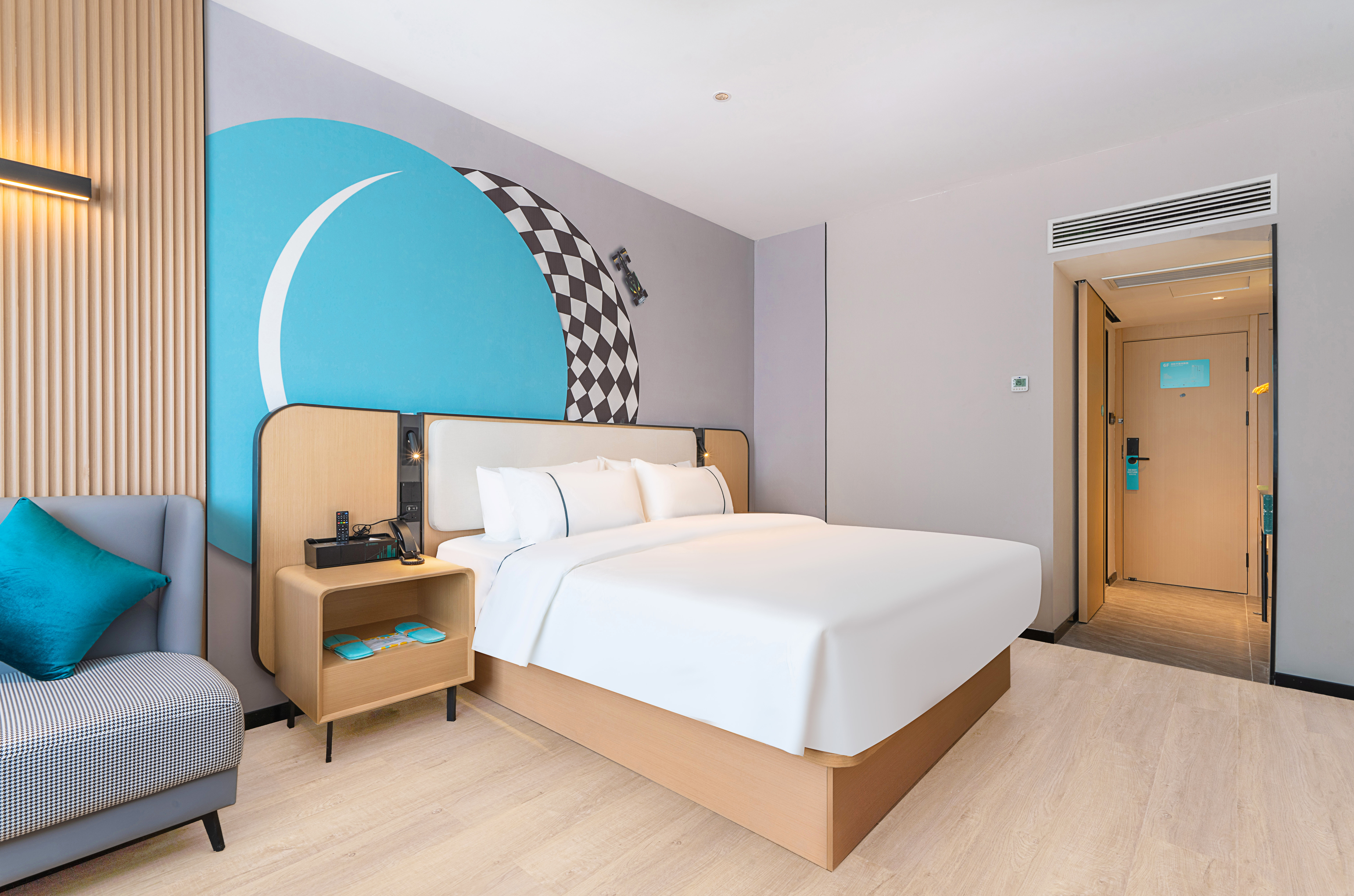 城景大床房-手机投屏+高空城景+零压枕