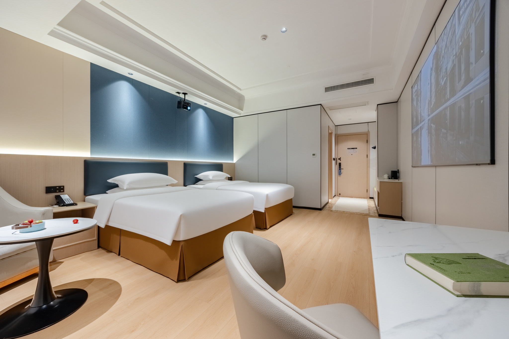 影音双床房【百寸幕布智能投屏+舒睡床品】