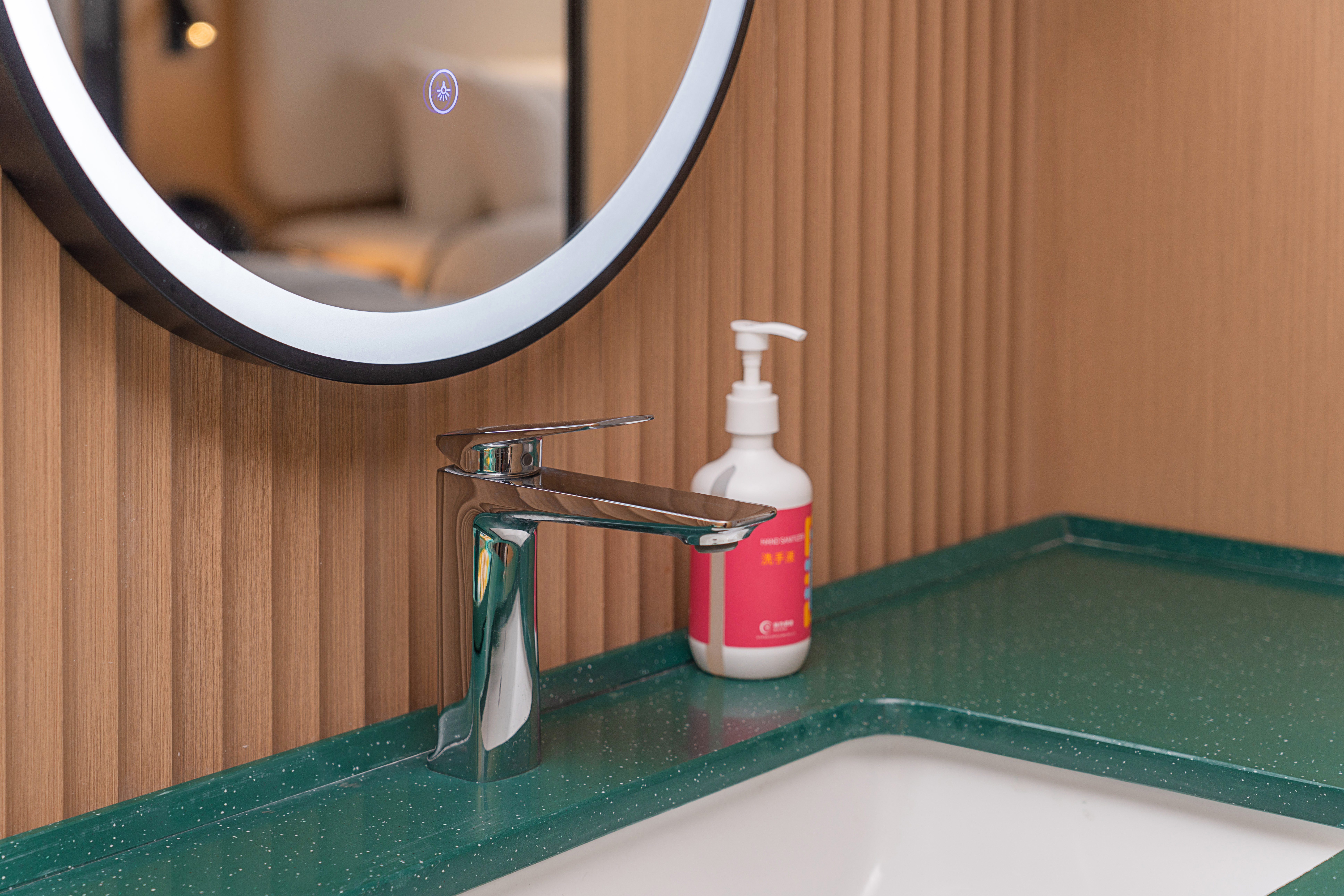 城景大床房-手机投屏+高空城景+零压枕