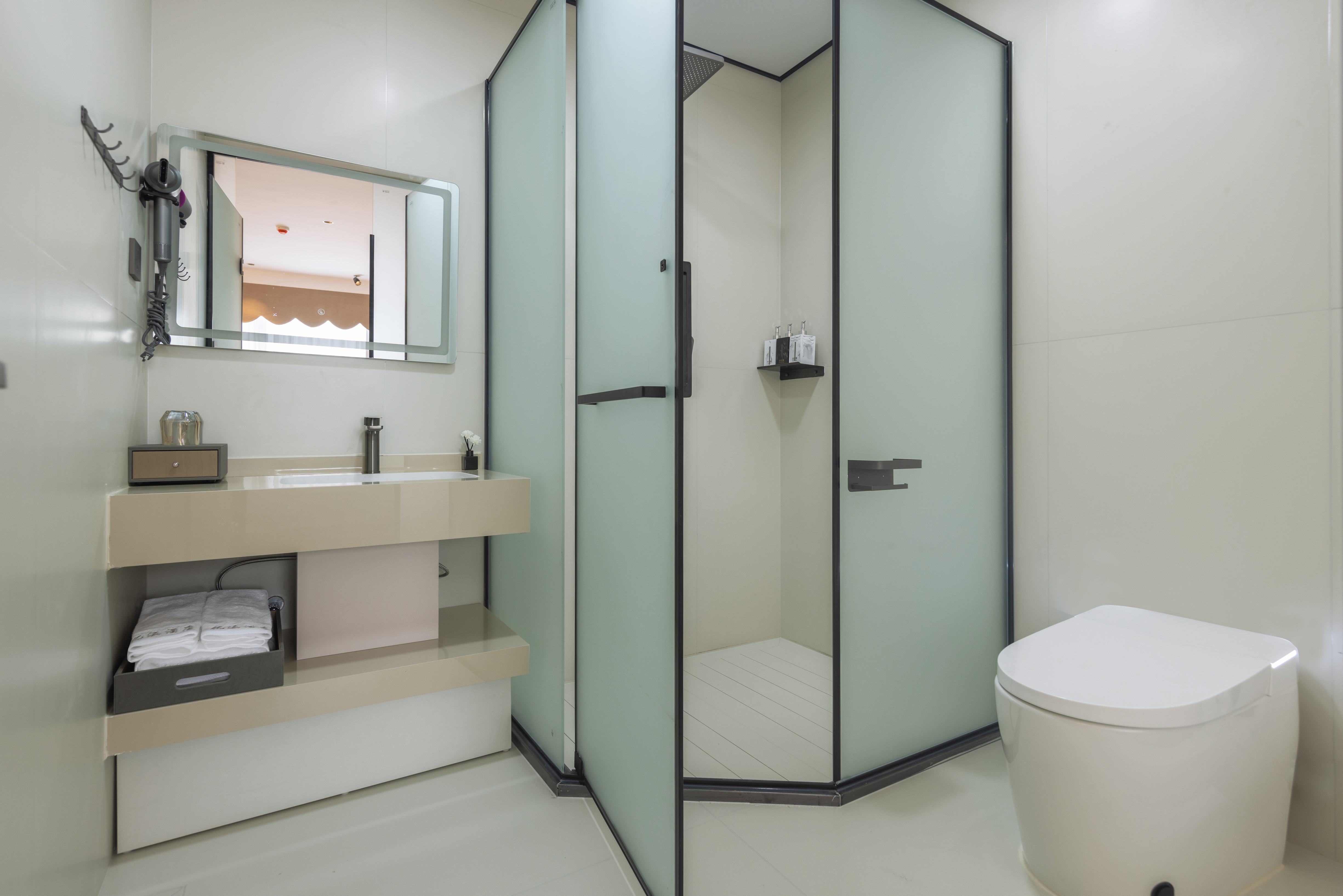 尊享豪华 大床房