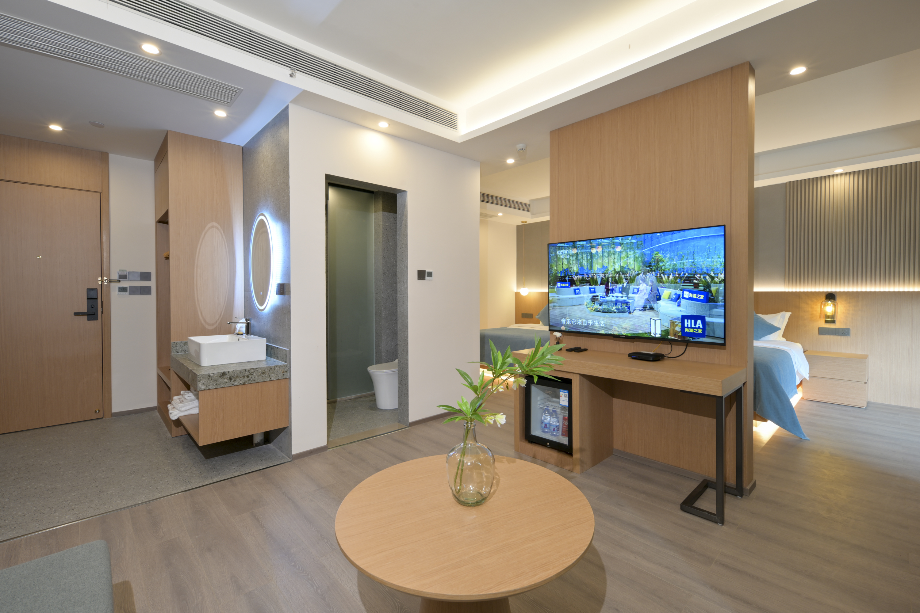 山水阳枱子母双床房『山河阳台+观景会客区+观景浴缸』