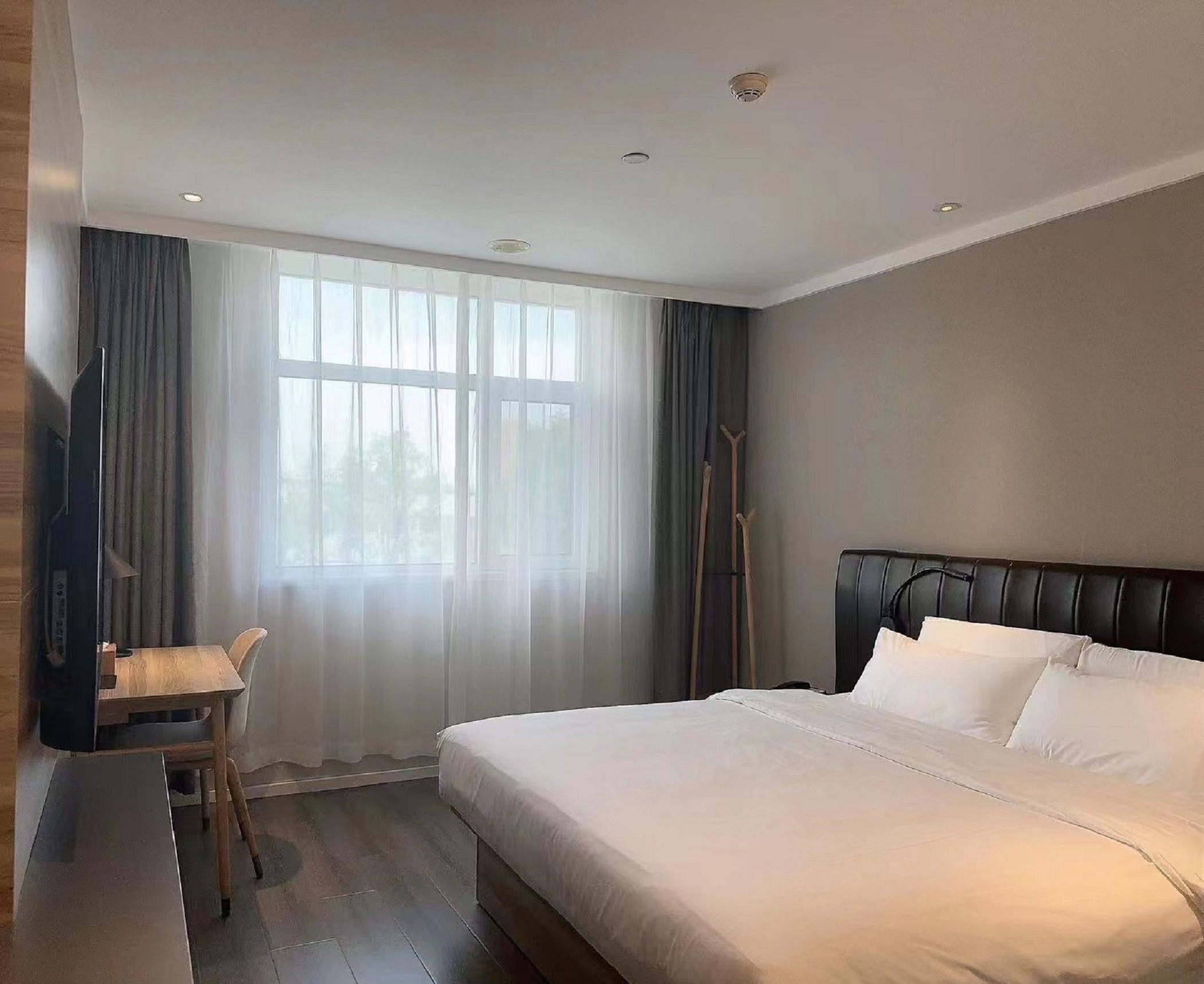 大床房（金可儿●云梦之床床垫）