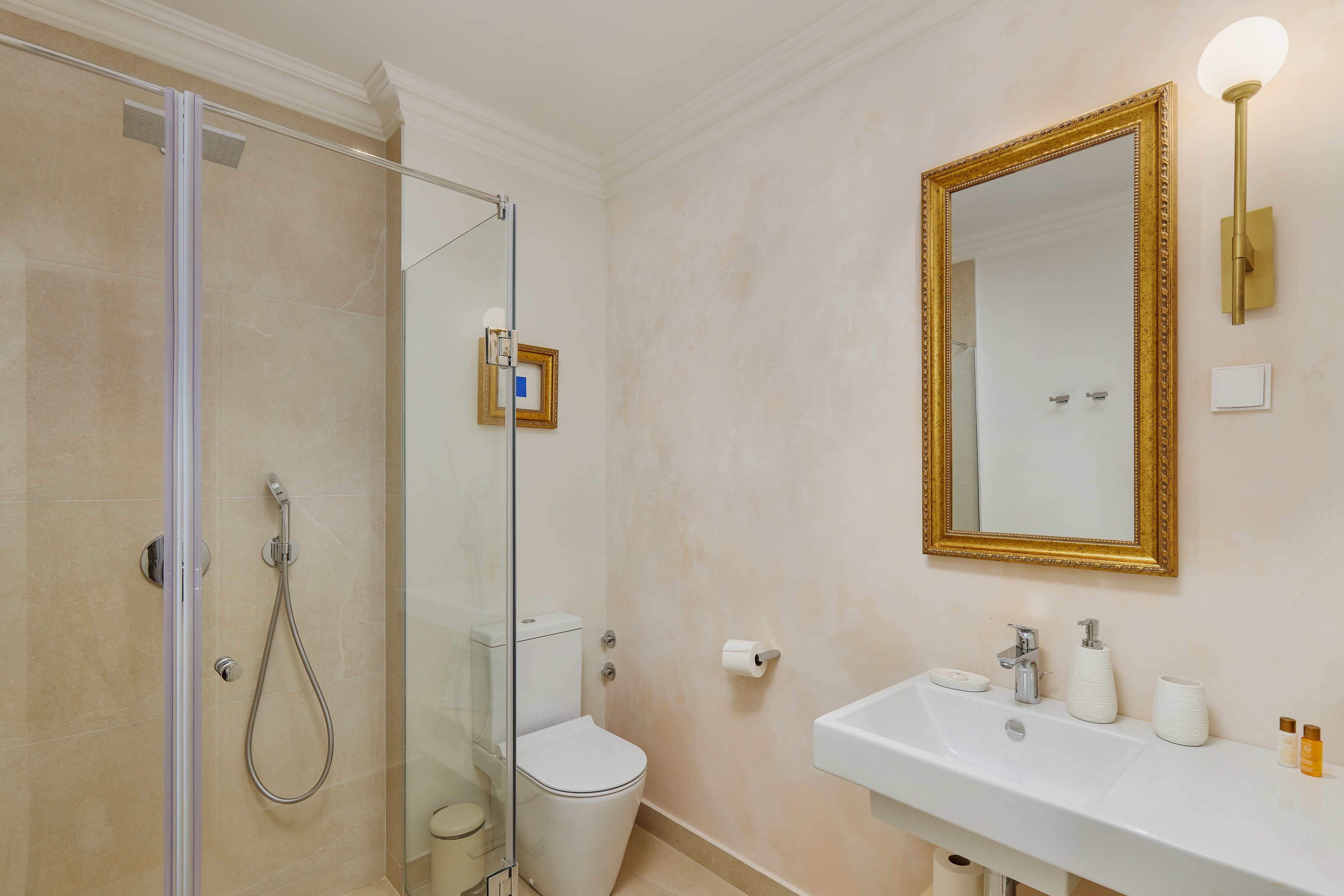 海景舒适家庭间