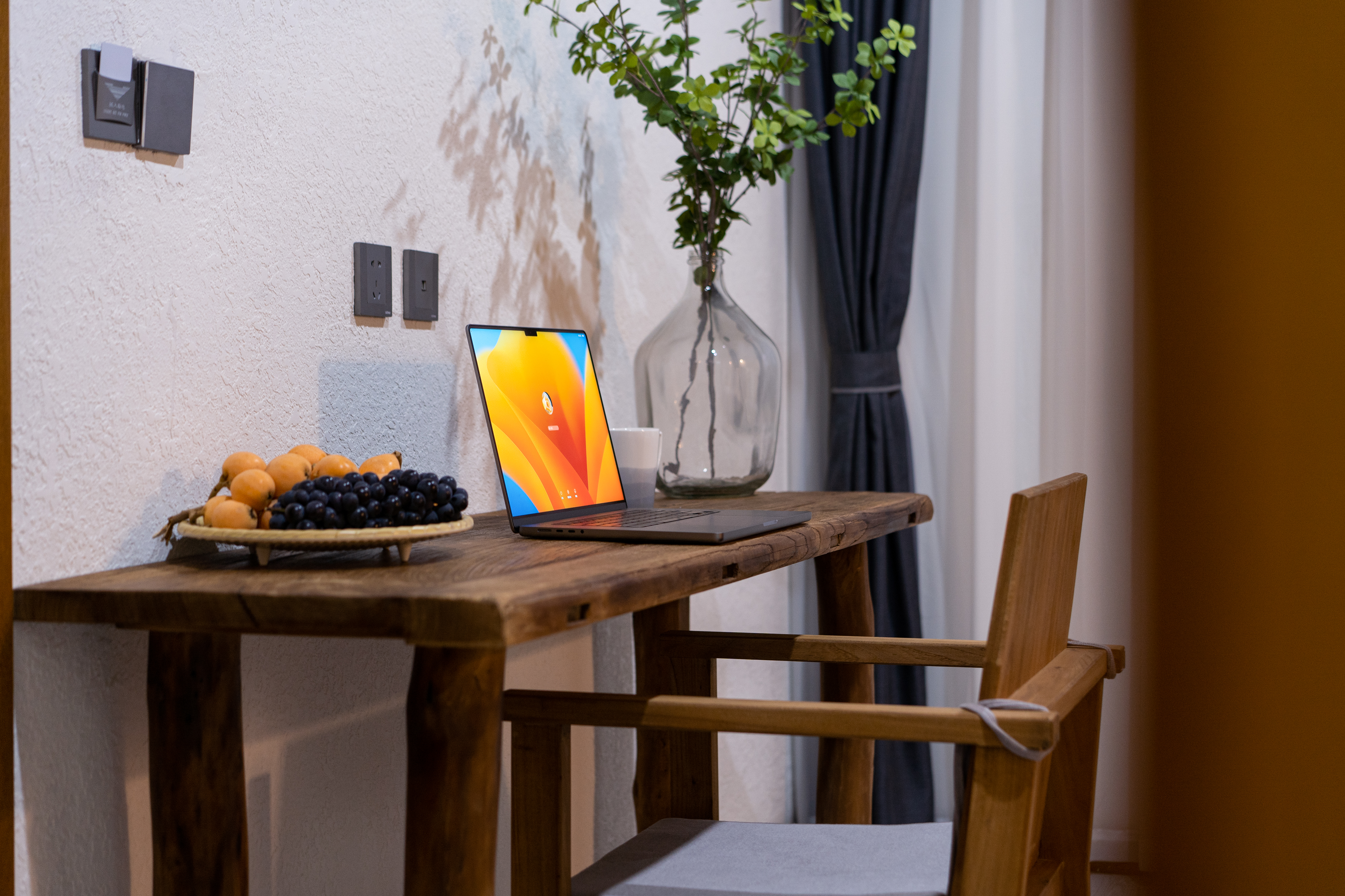 三秋小楼_舒适标间+马桶+茶台冰箱洗衣机