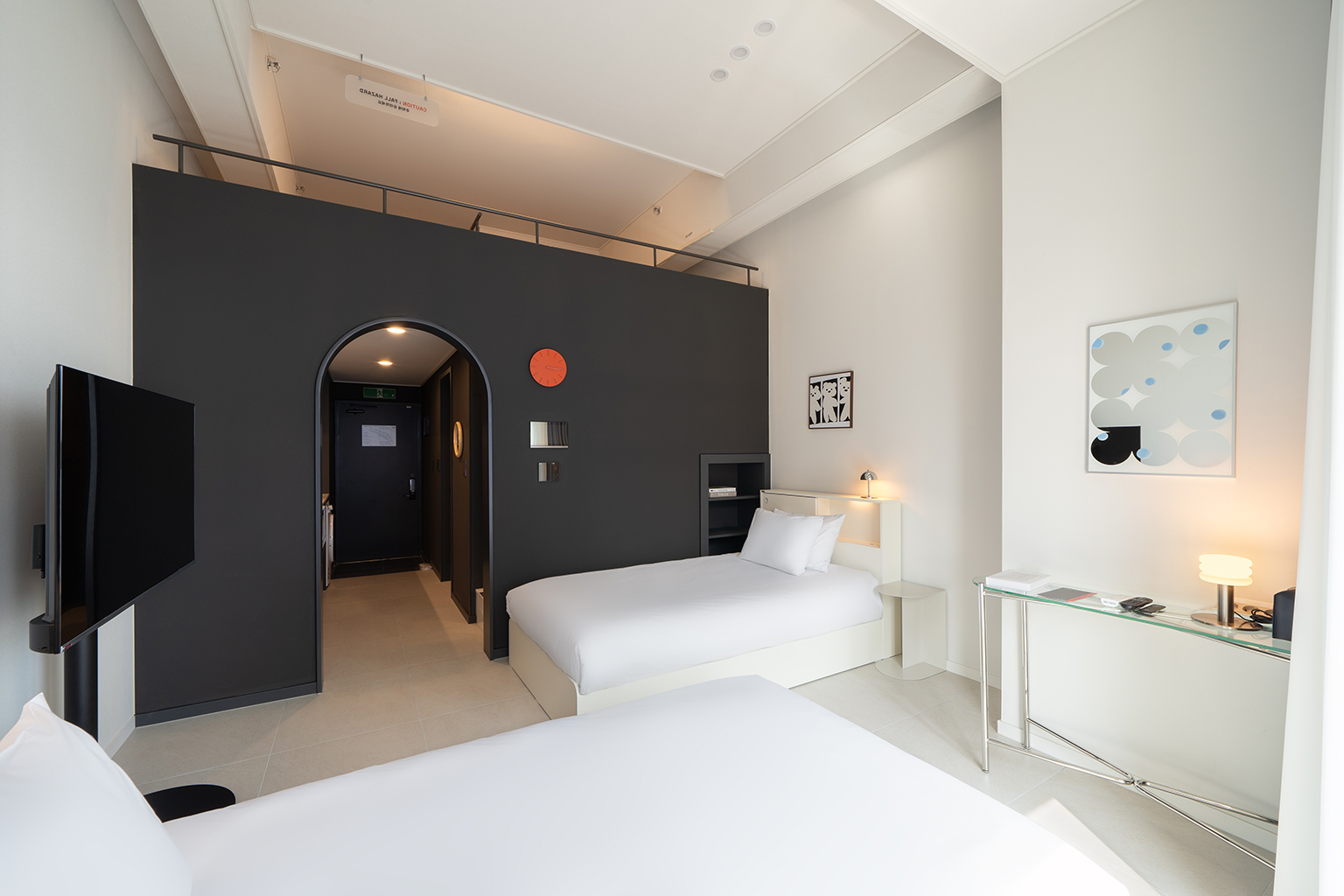 閣樓一室房雙床房