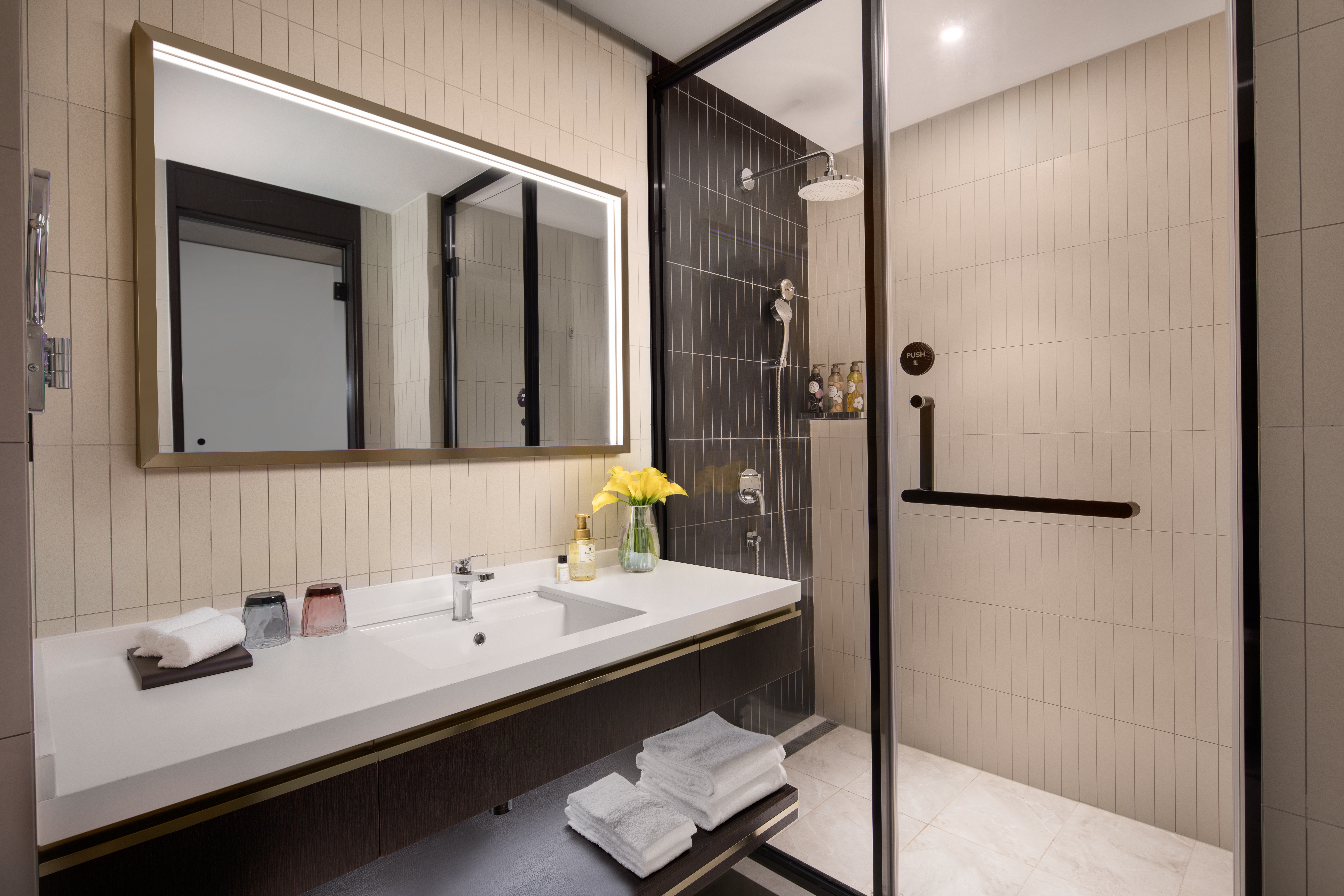 豪华单房公寓（洗烘机+冰箱+厨房+微波炉+可投屏）