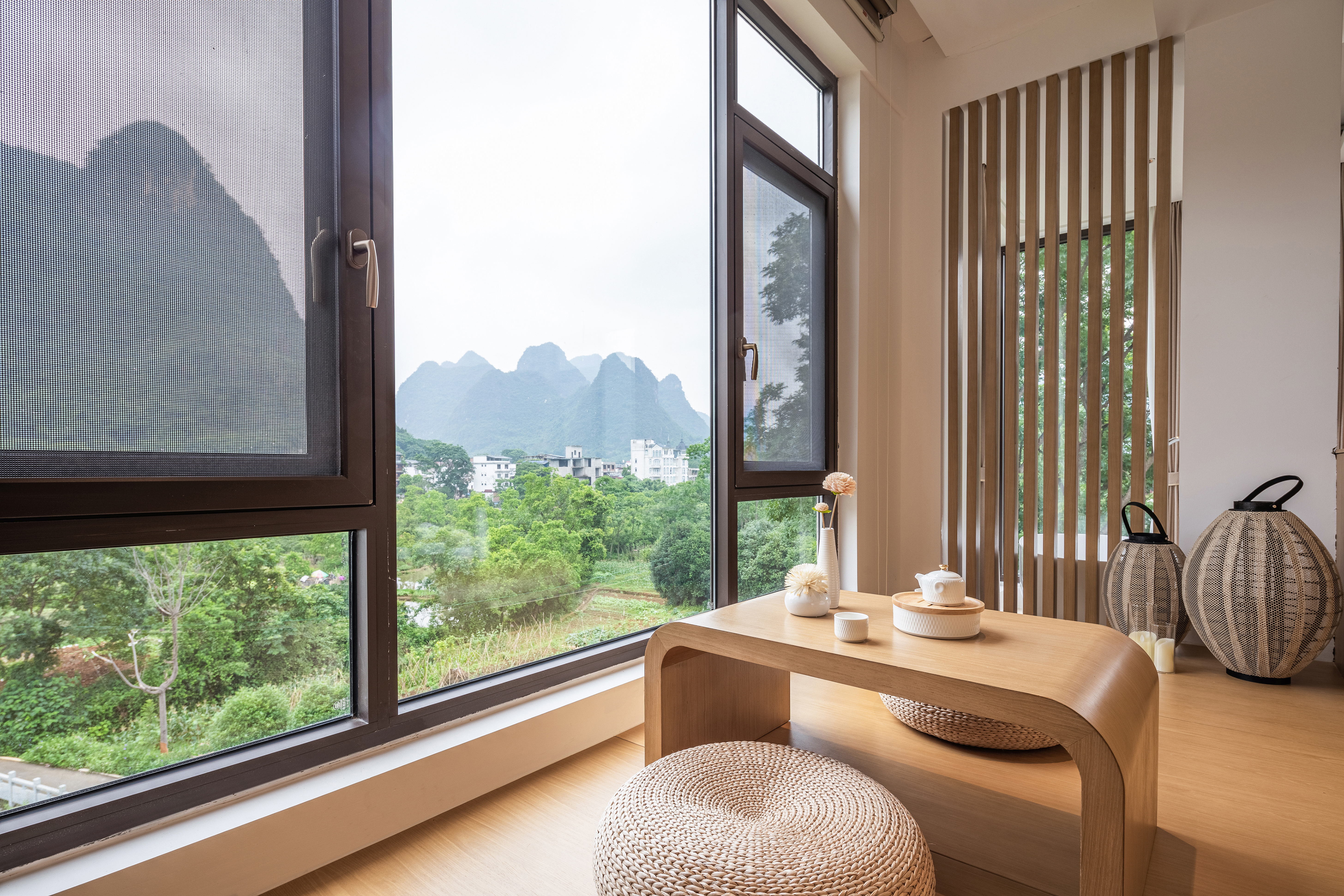 阳光雅致双床房（270°观景+山景浴缸+迷你冰箱+智能马桶）