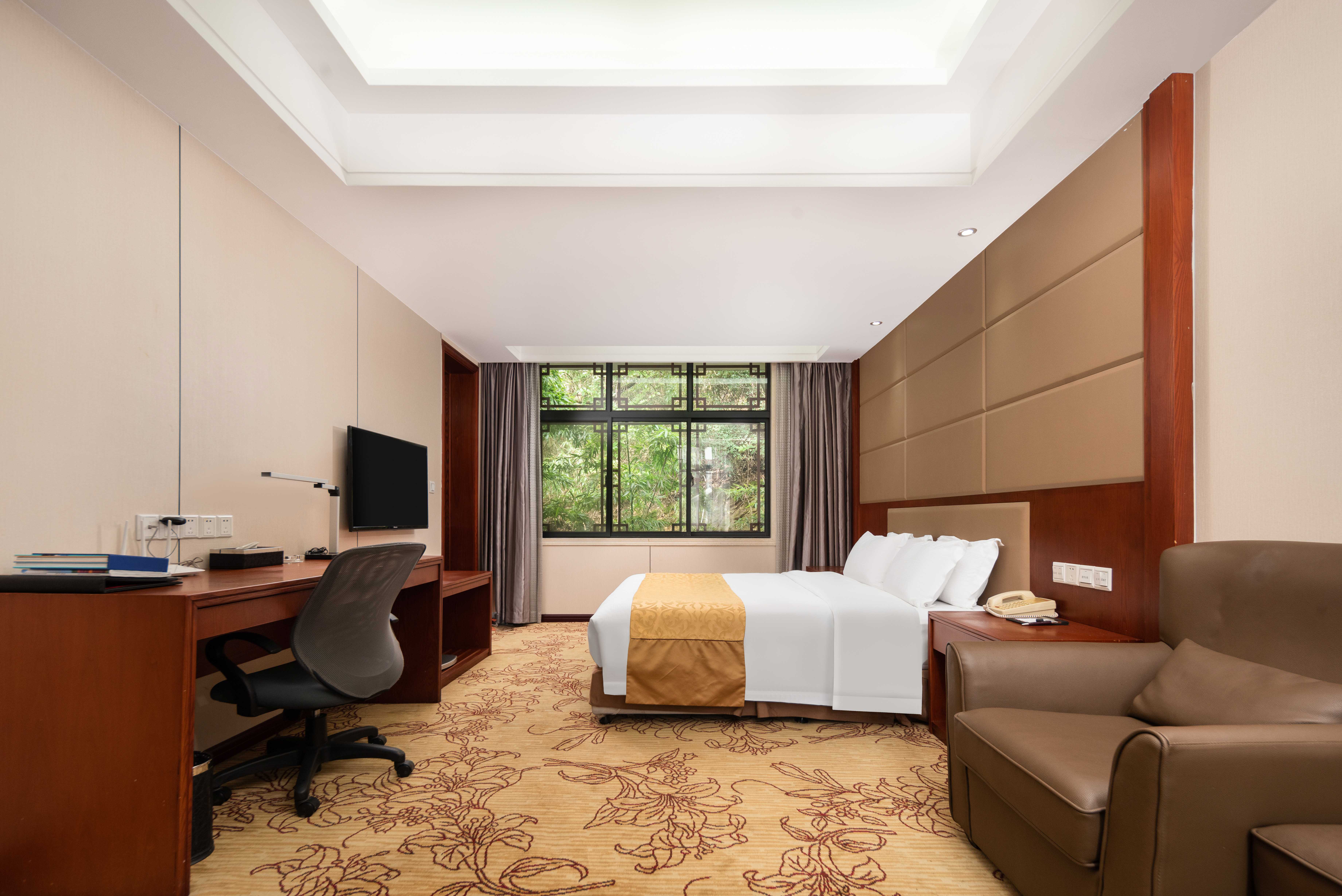 三居室别墅A户型