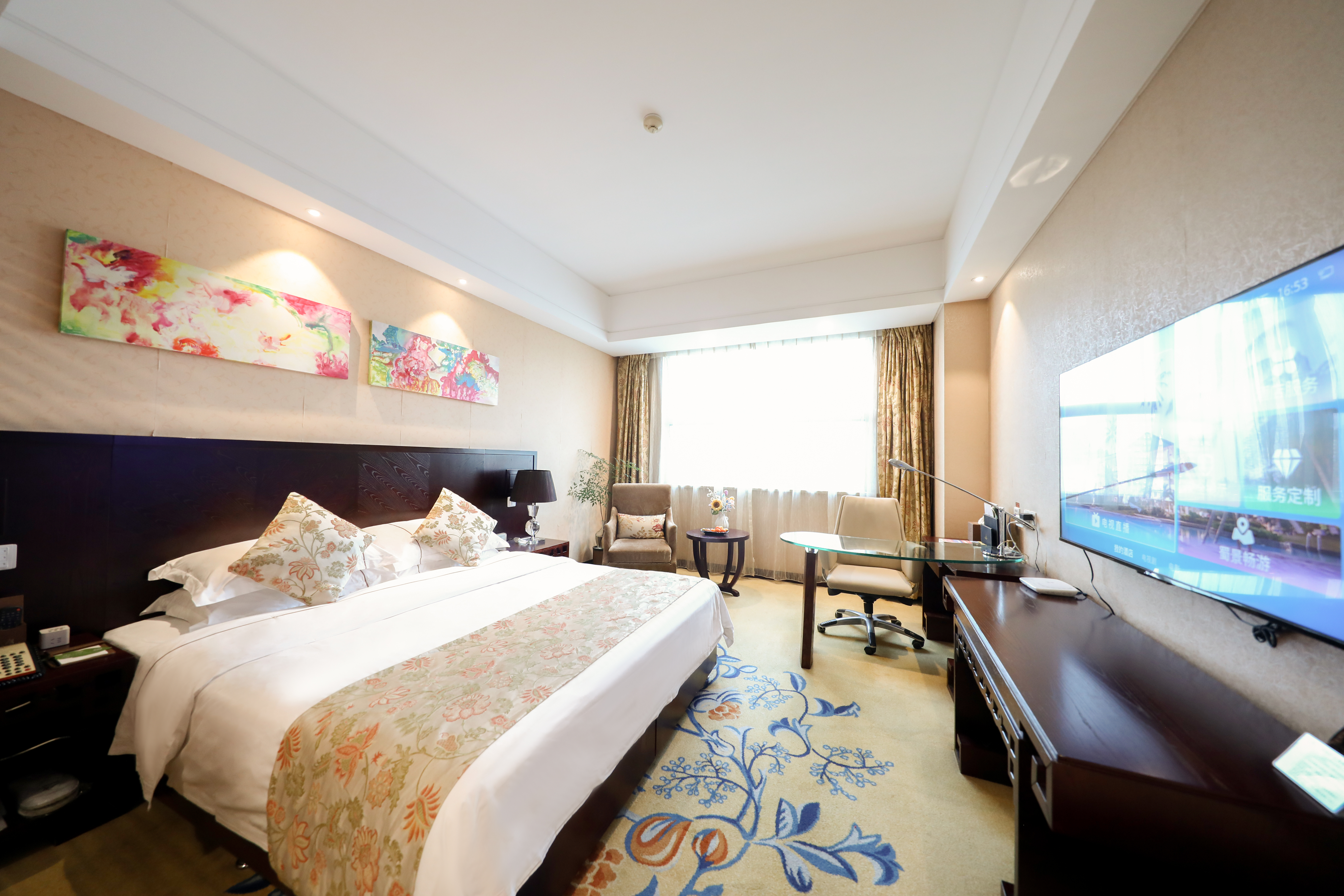 行政间（鹅绒床被+小冰箱+空气净化器）