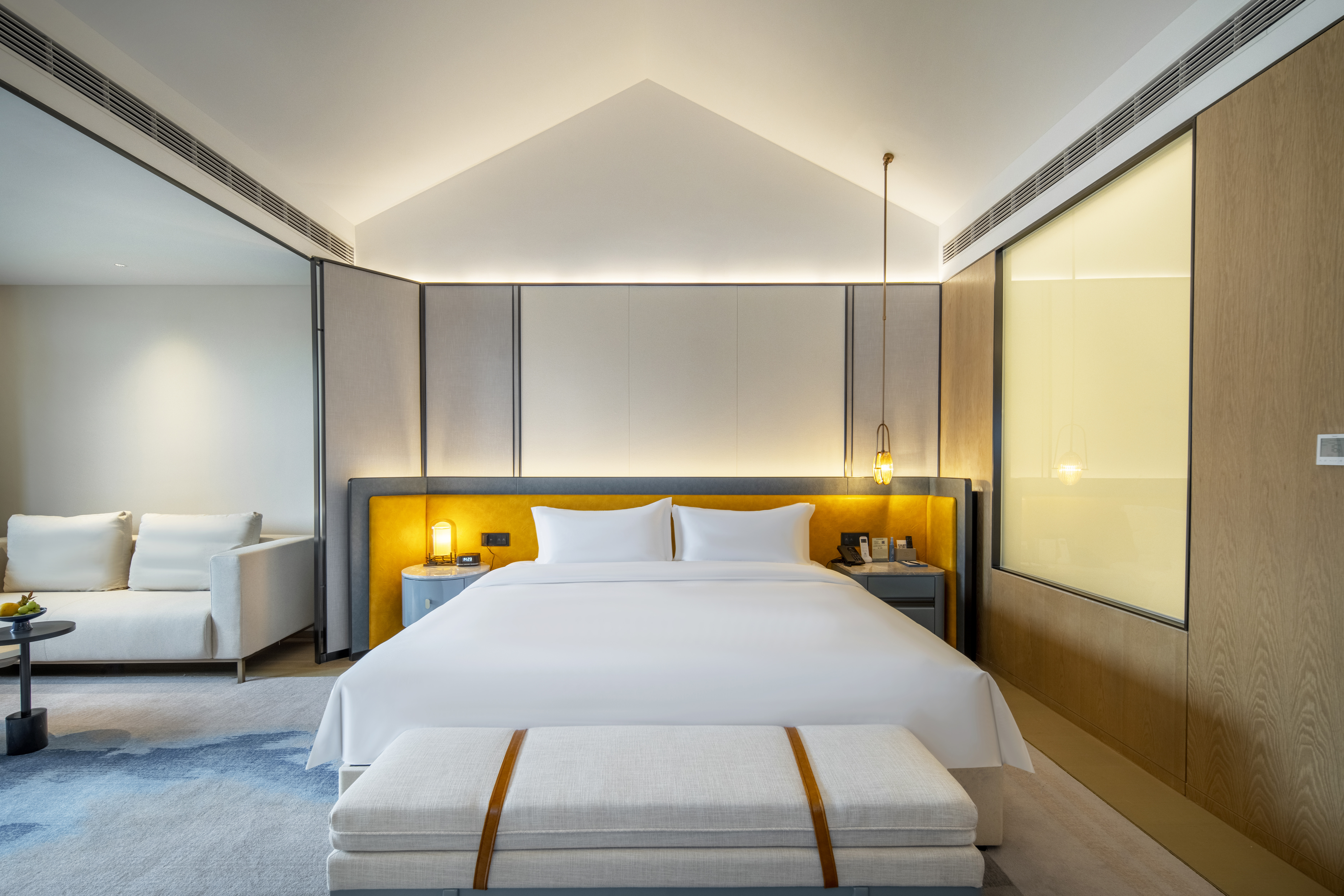 河景阳台大床房