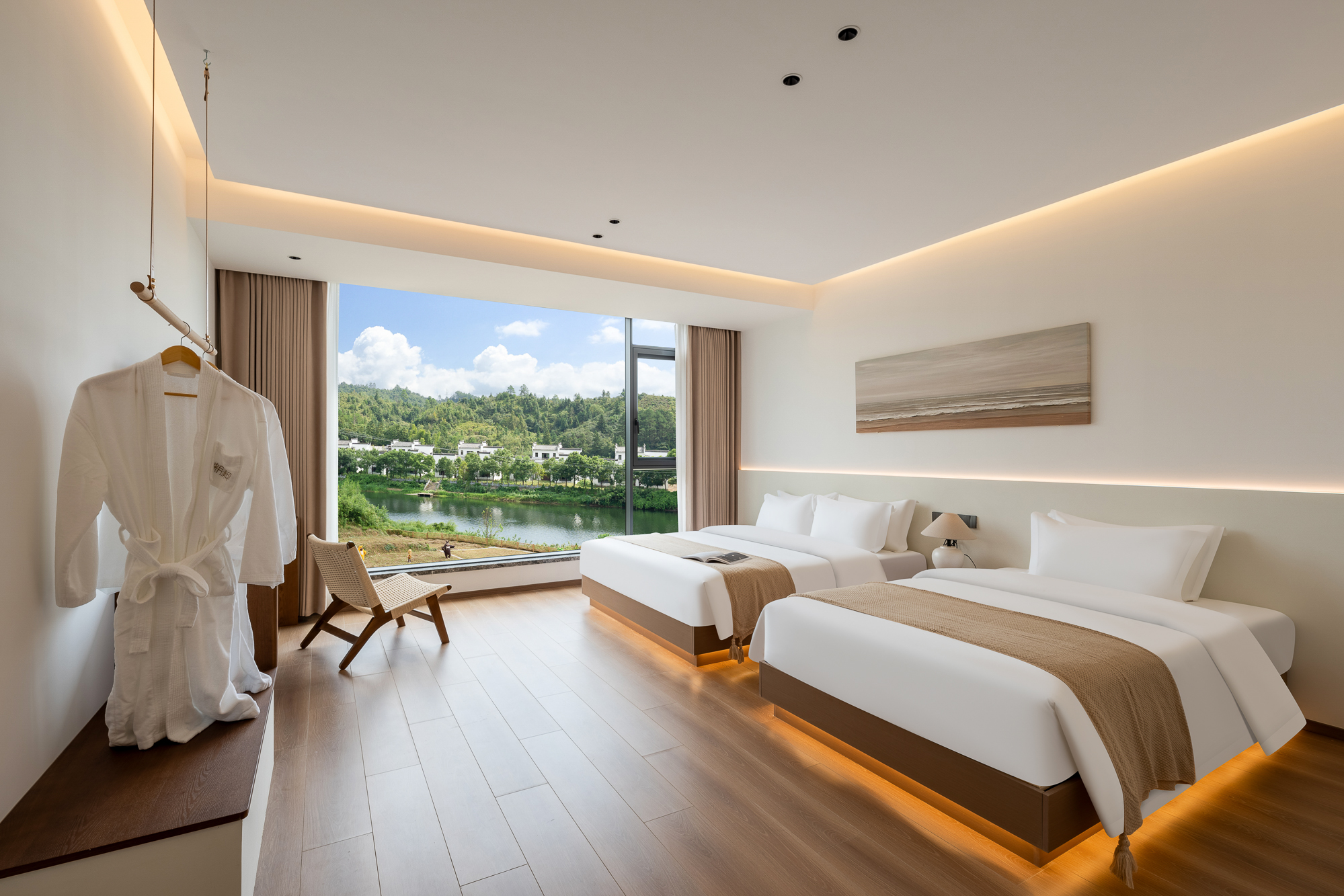 Smart Room - Garden-View (2 Beds) (Window)