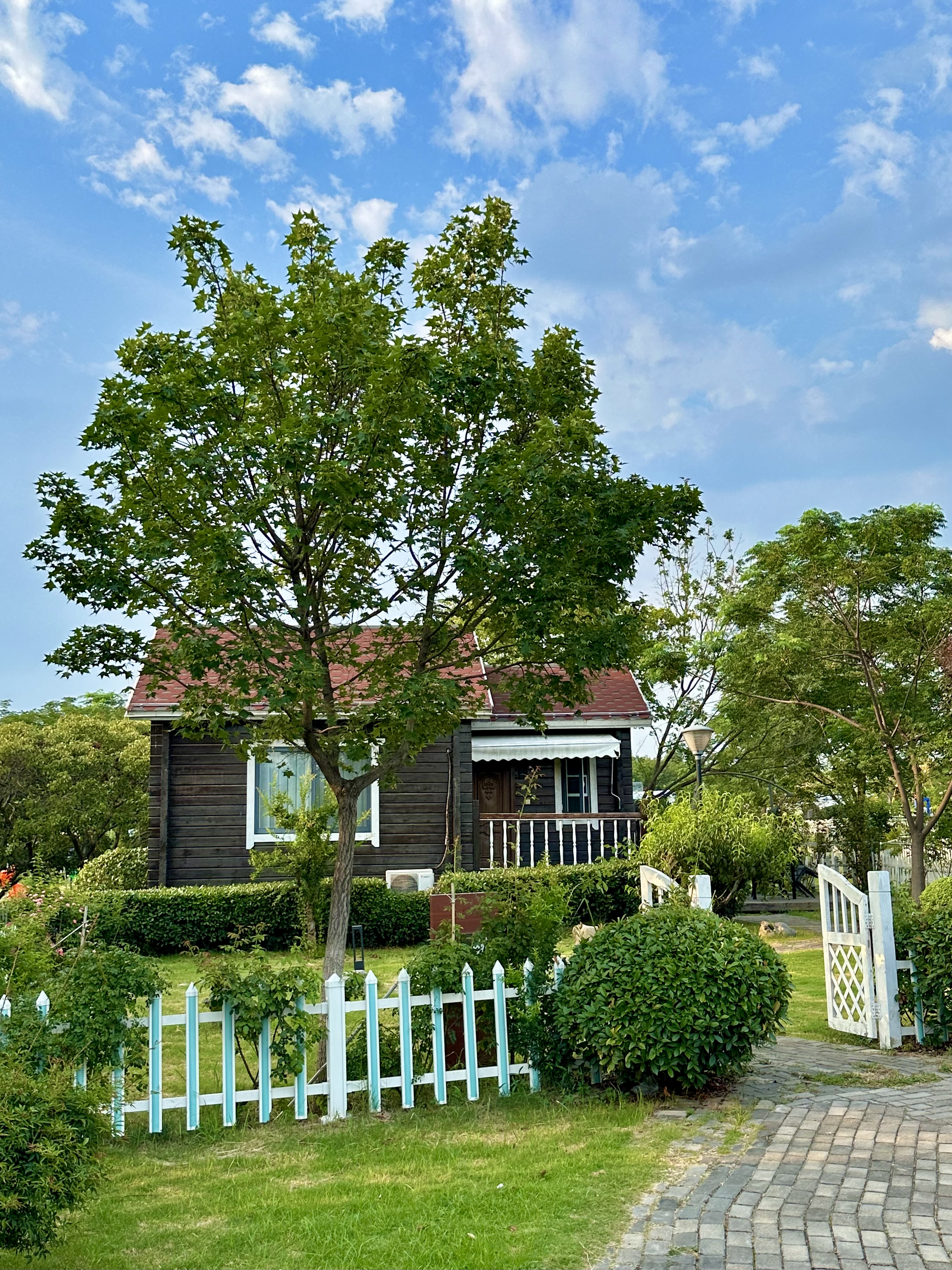Fairy Tale Forest Cabin (2 Beds)
