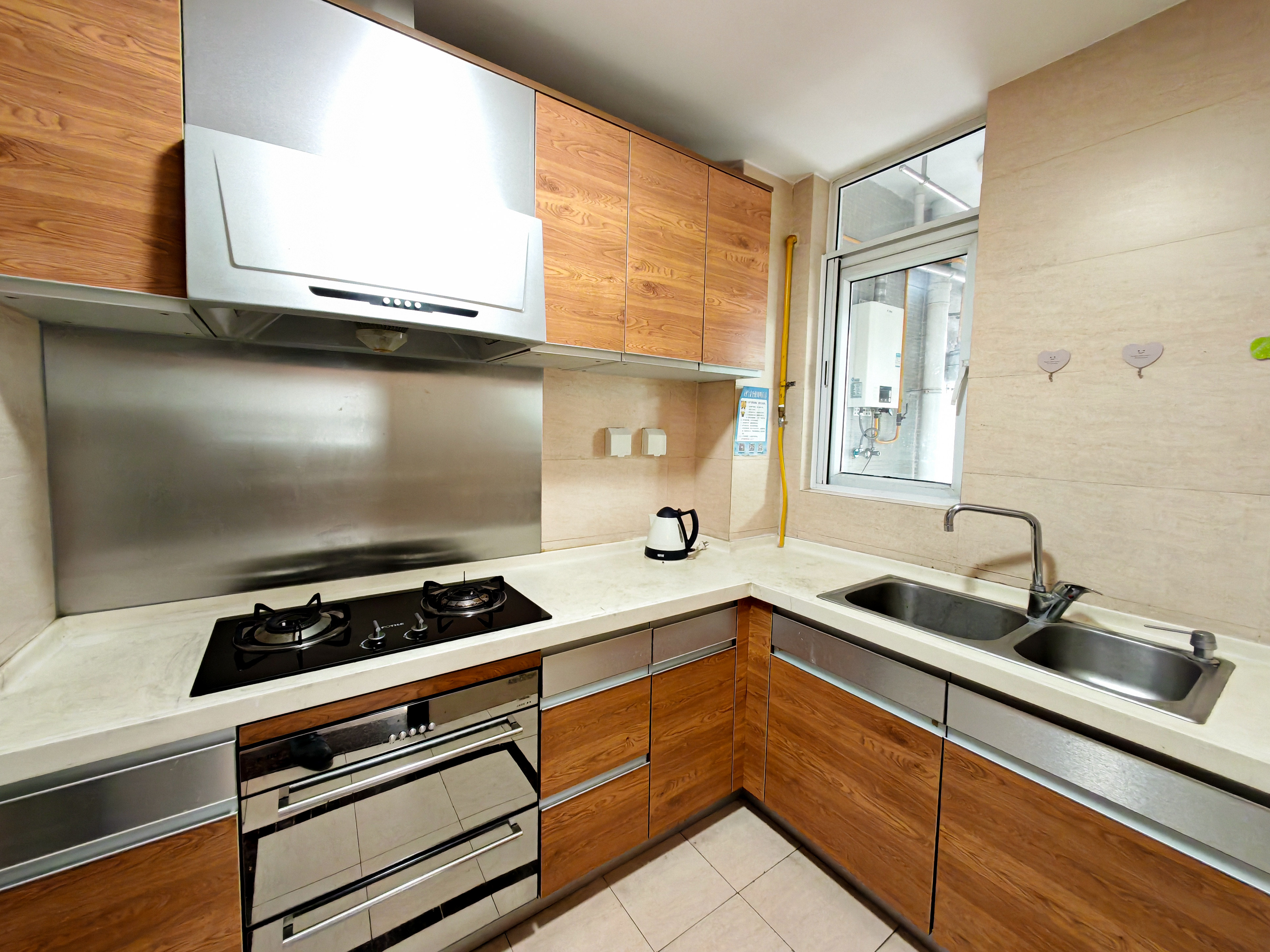 套二公寓（副楼+鹅绒床被+冰箱+微波炉+洗衣机）