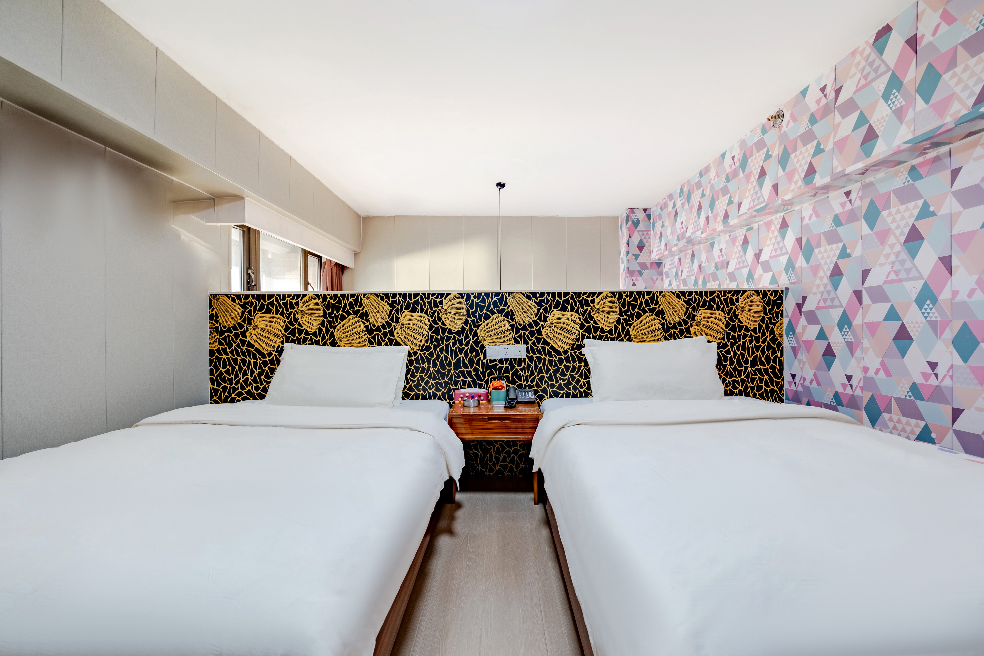 Le Chao Loft Twin Room With Bose Sound System