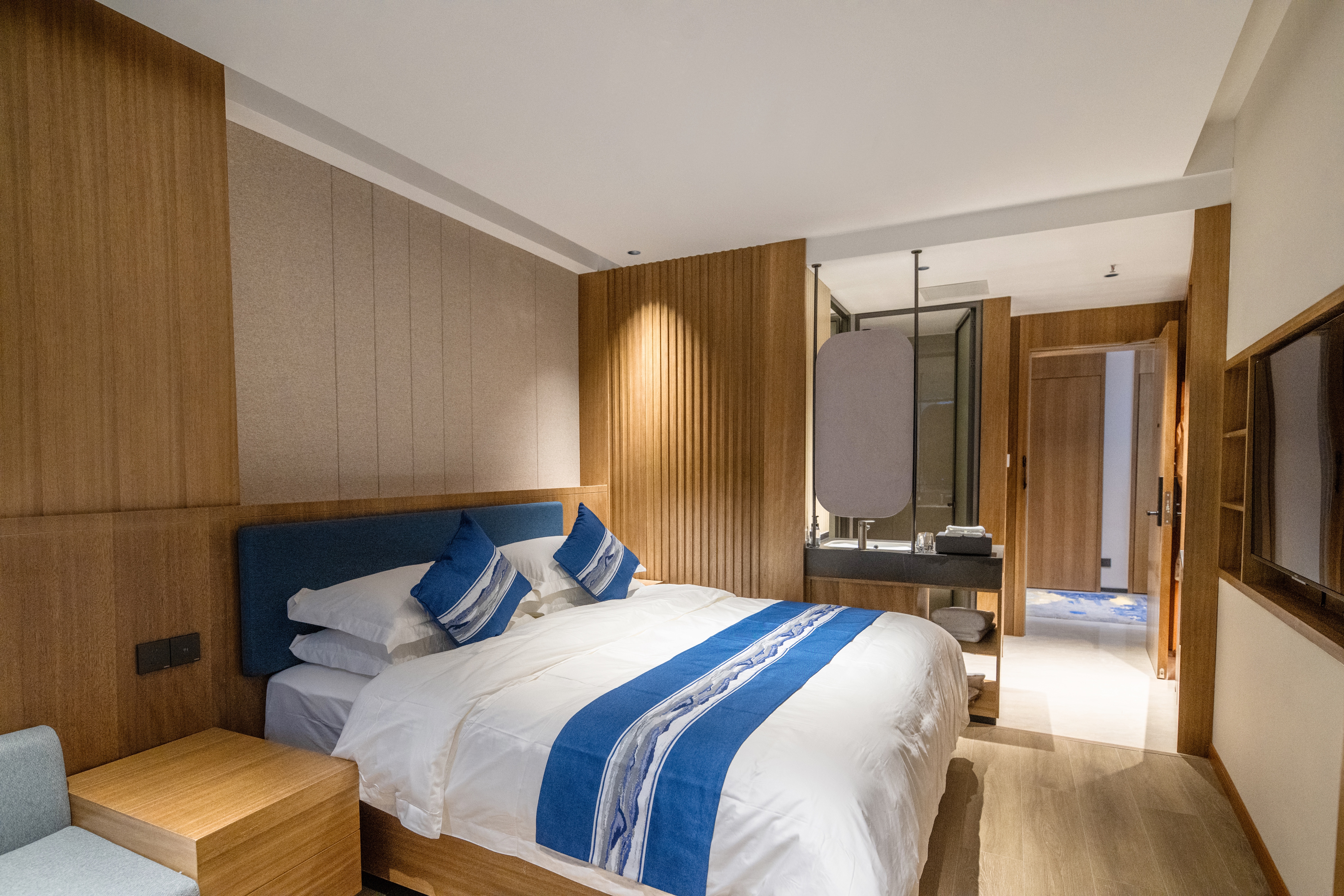 豪华大床房（地暖）